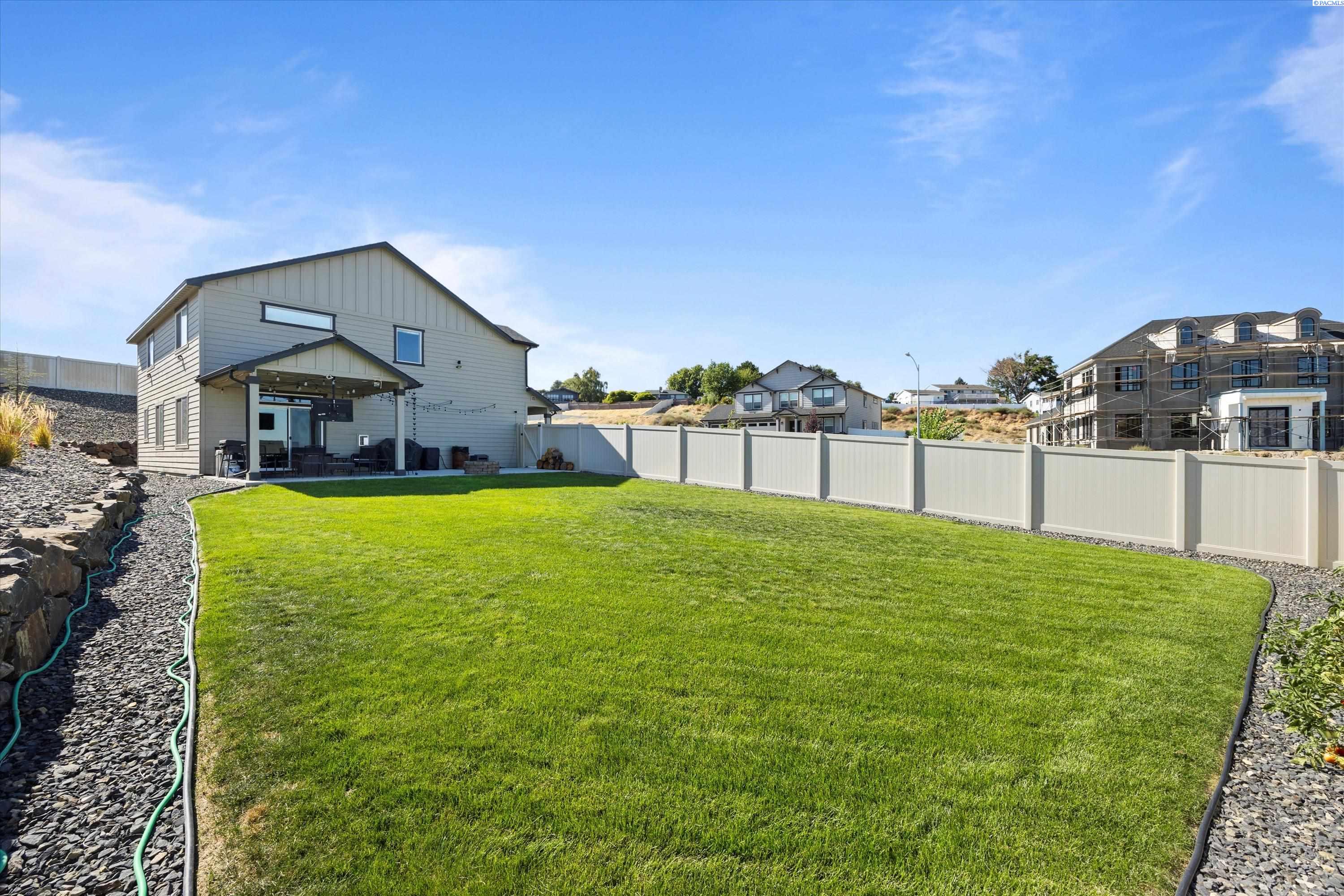 Homes for sale in West Richland, WA | 4019 Queen St, West Richland, WA 99353 | MLS# 286911