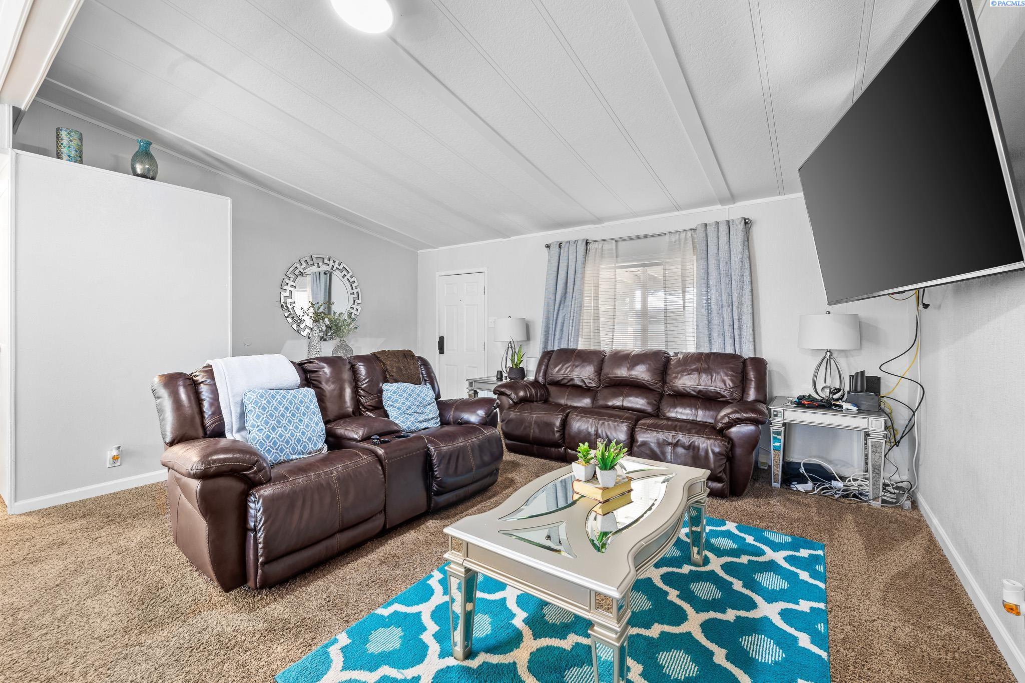 Homes for sale in West Richland, WA | 8 Royal Crest Loop, West Richland, WA 99353 | MLS# 286915