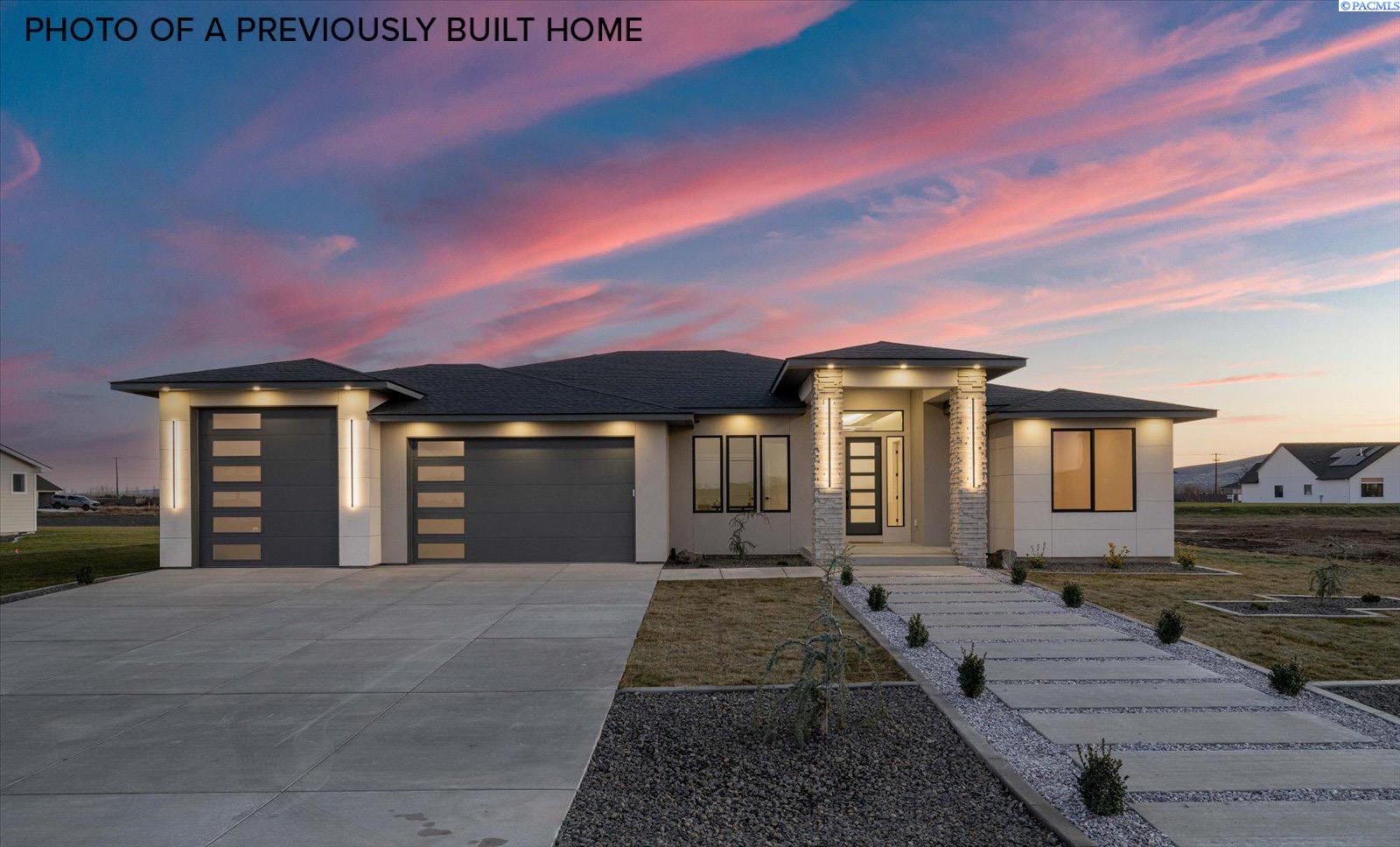 Homes for sale in Kennewick, WA | 7215 Ambrosia Street, Kennewick, WA 99338 | MLS# 286982