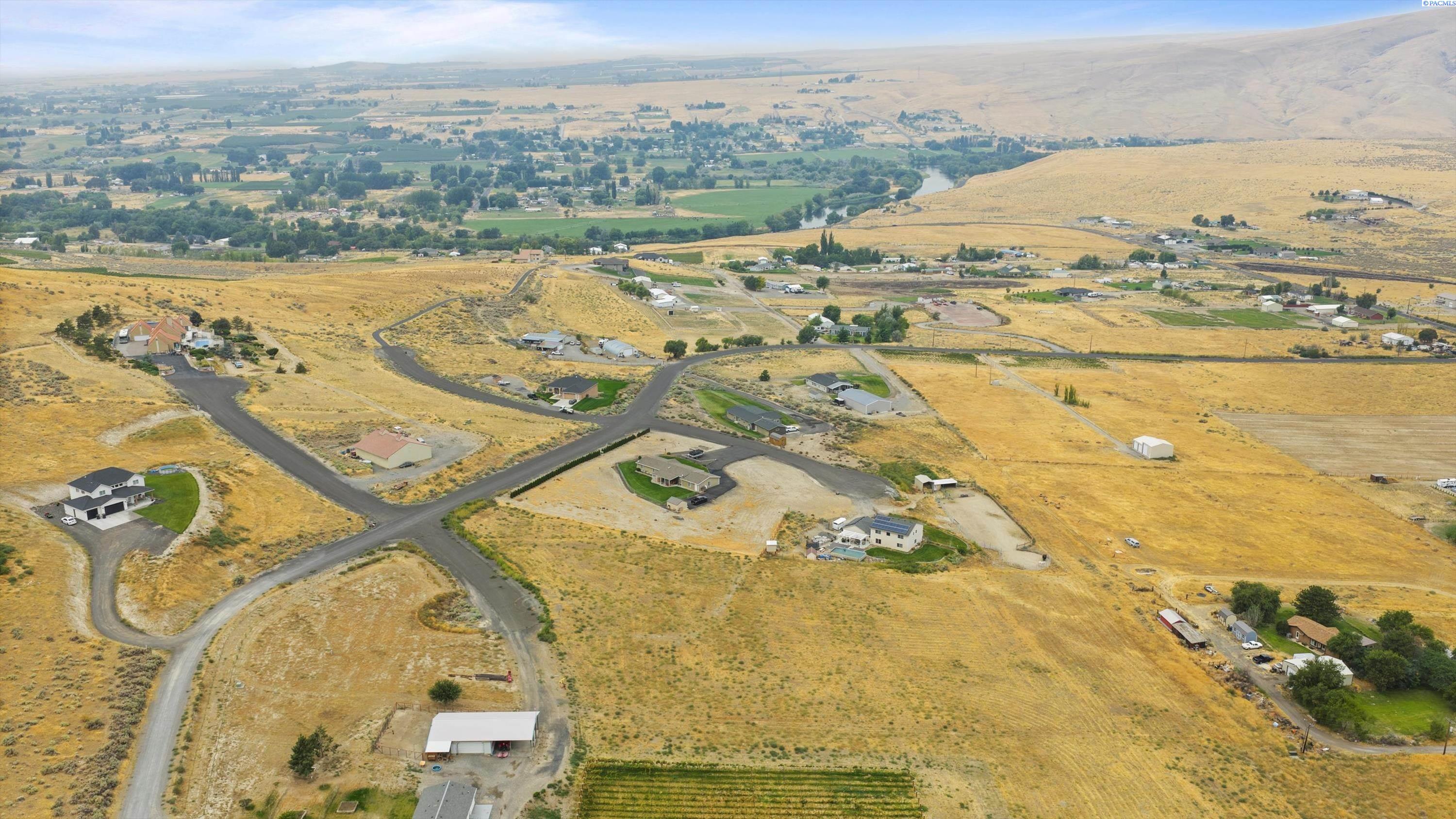 Homes for sale in Benton City, WA | 67425 N Lob Ln, Benton City, WA 99320 | MLS# 286995