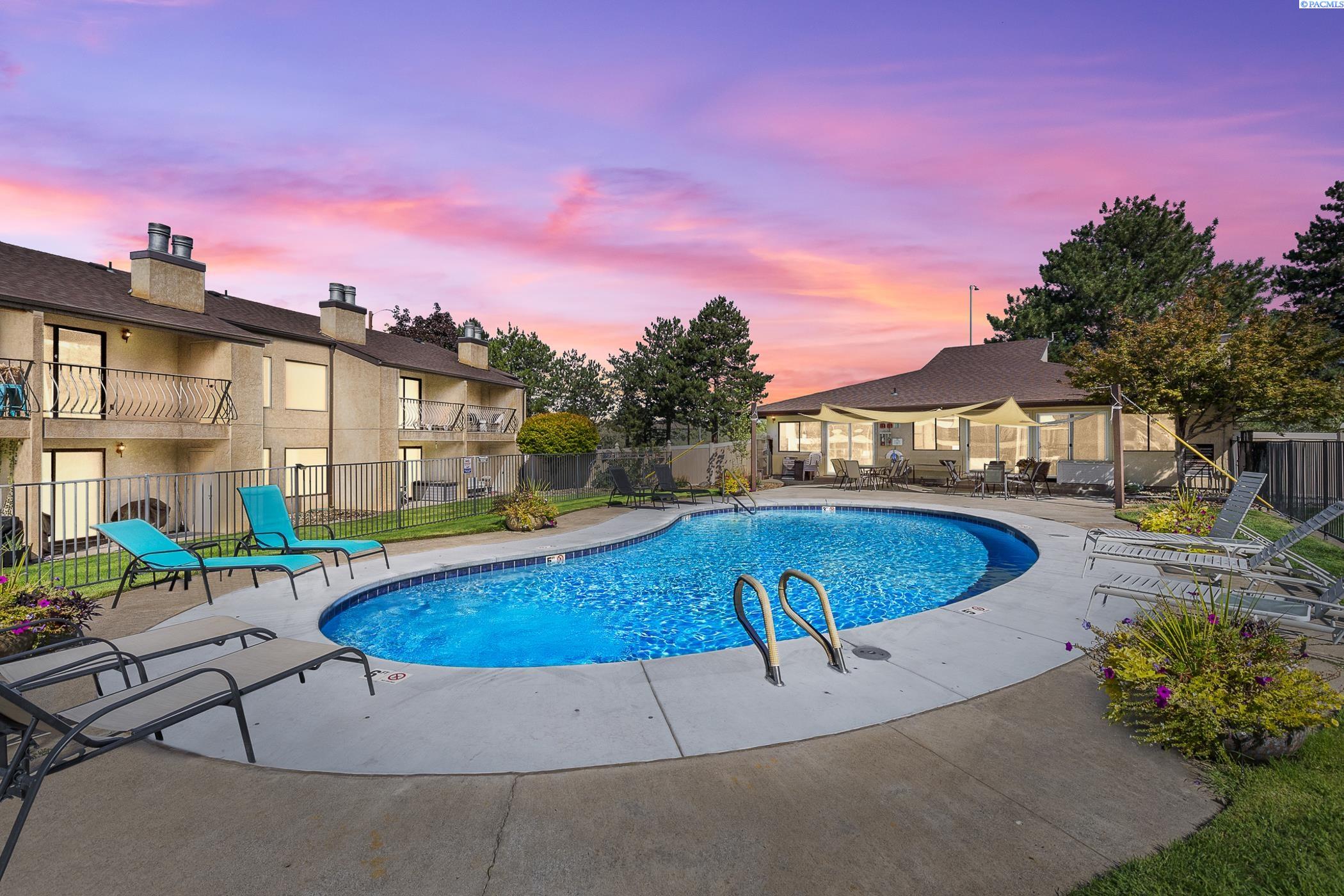 Homes for sale in Richland, WA | 303 Gage Blvd, Richland, WA 99352 | MLS# 287115