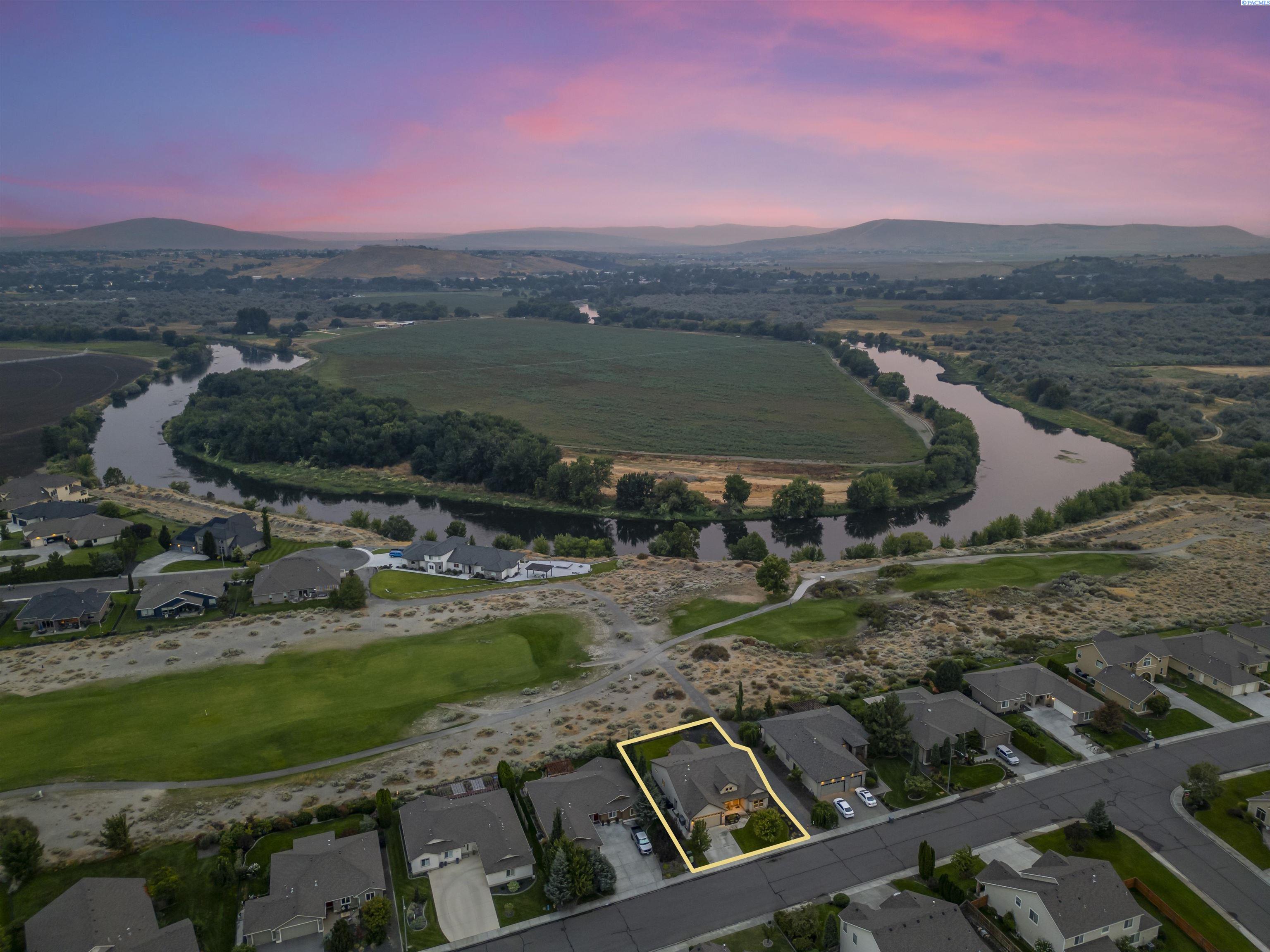 Homes for sale in Richland, WA | 2723 Stonecreek Dr, Richland, WA 99354 | MLS# 287285
