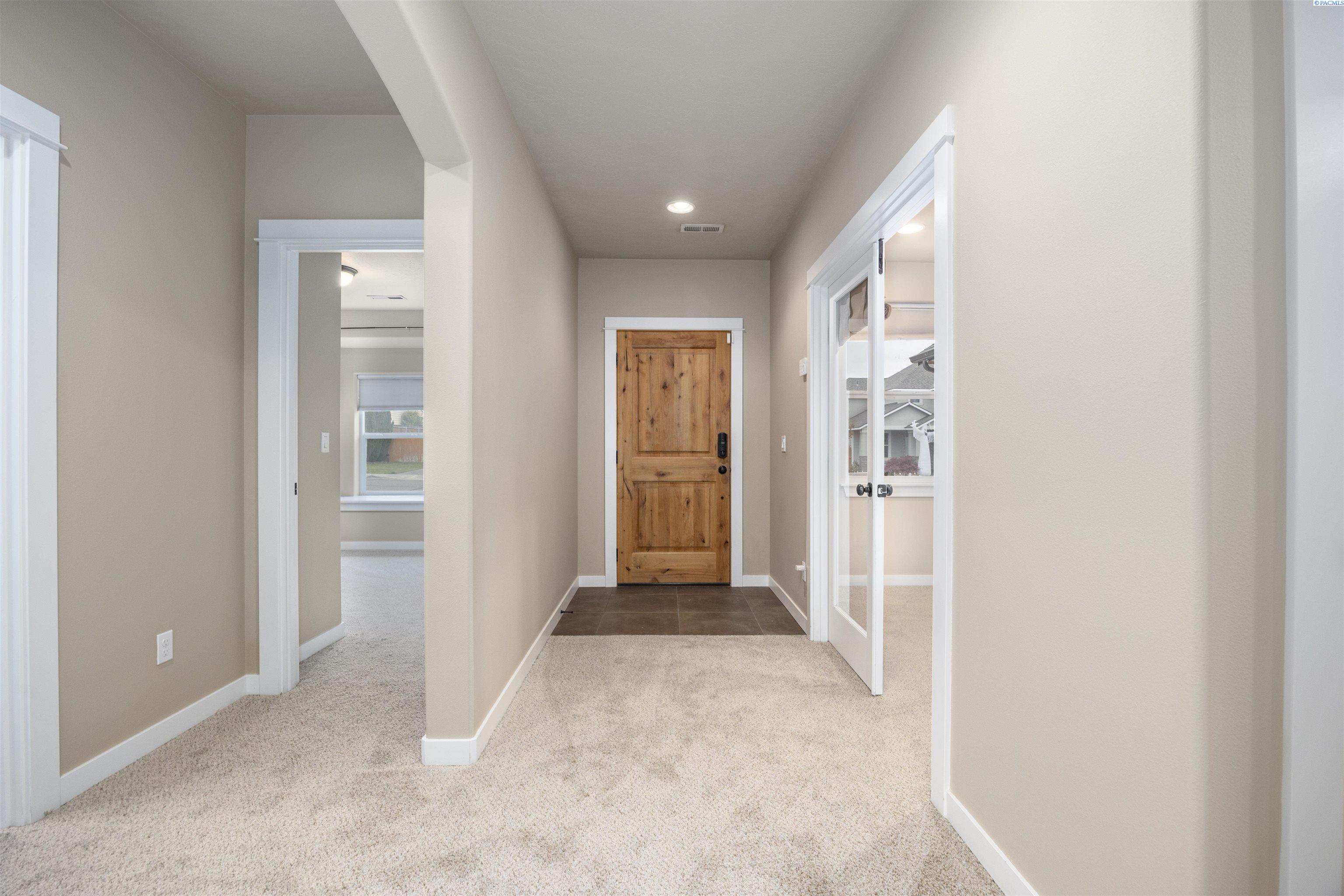 Homes for sale in Richland, WA | 2723 Stonecreek Dr, Richland, WA 99354 | MLS# 287285