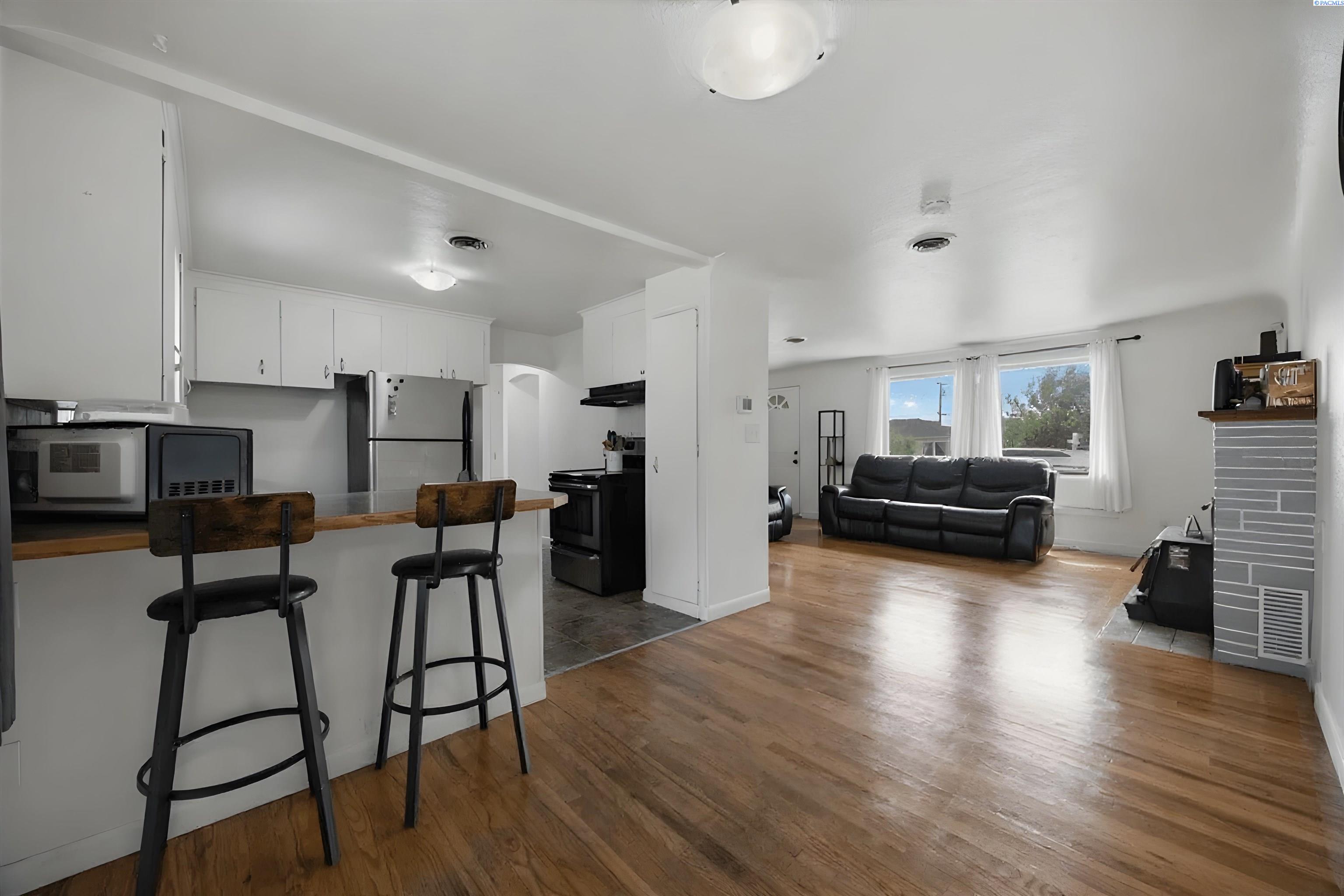 Homes for sale in Kennewick, WA | 205 E 15Th Ave, Kennewick, WA 99337 | MLS# 287289