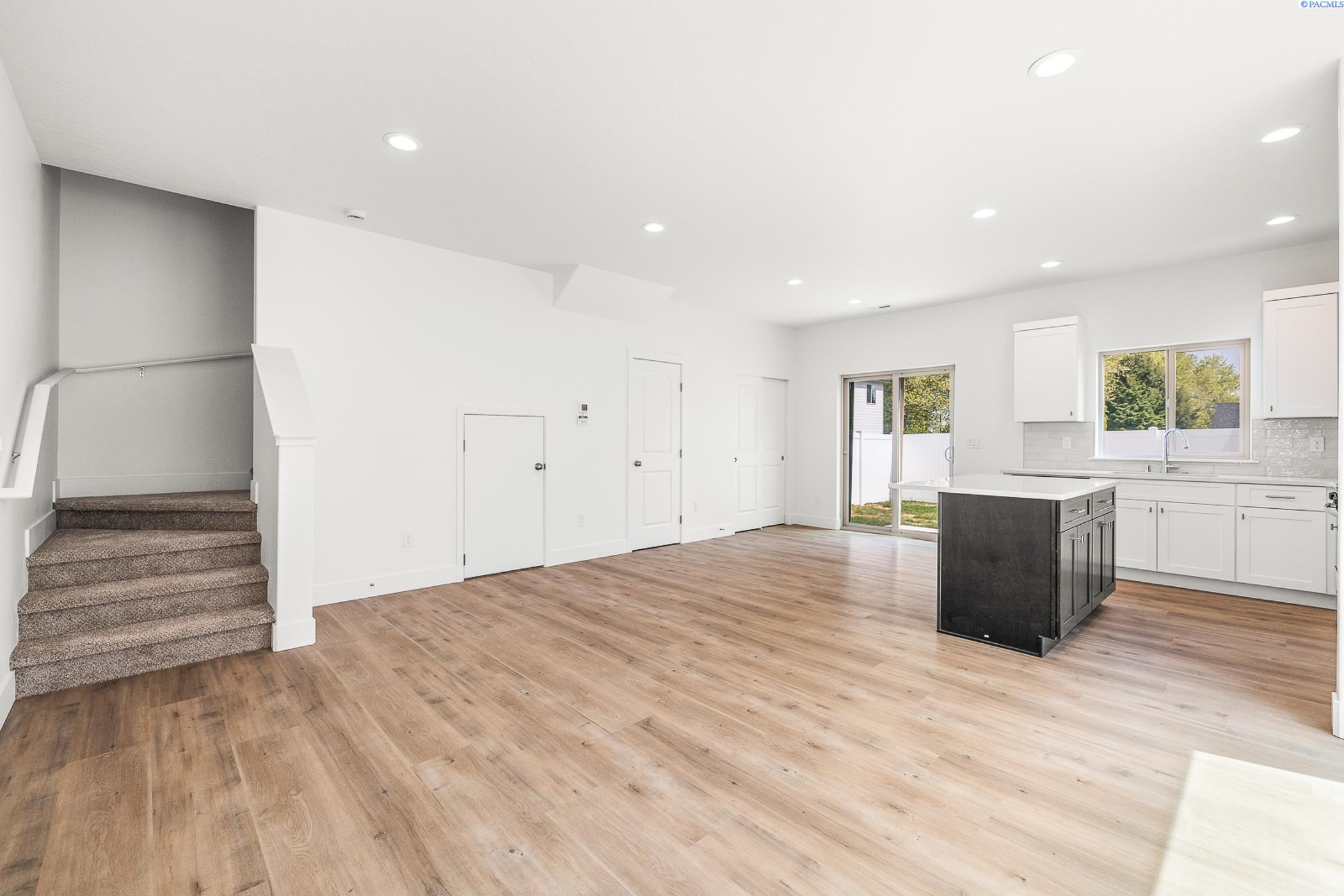 Homes for sale in Kennewick, WA | 1097 S Underwood Pl, Kennewick, WA 99337 | MLS# 287385