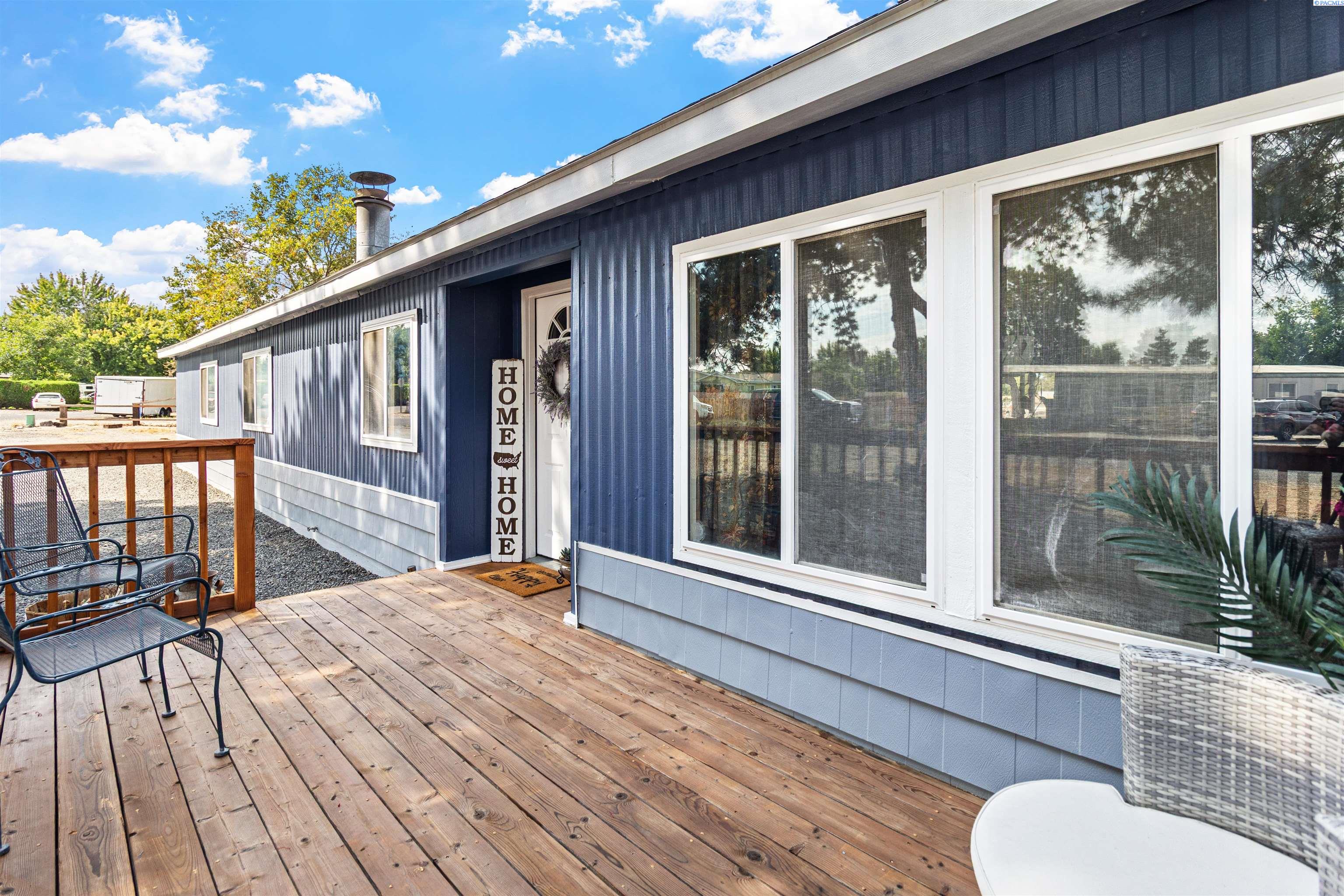 Homes for sale in Burbank, WA | 112 Reinken Blvd, Burbank, WA 99323 | MLS# 287410