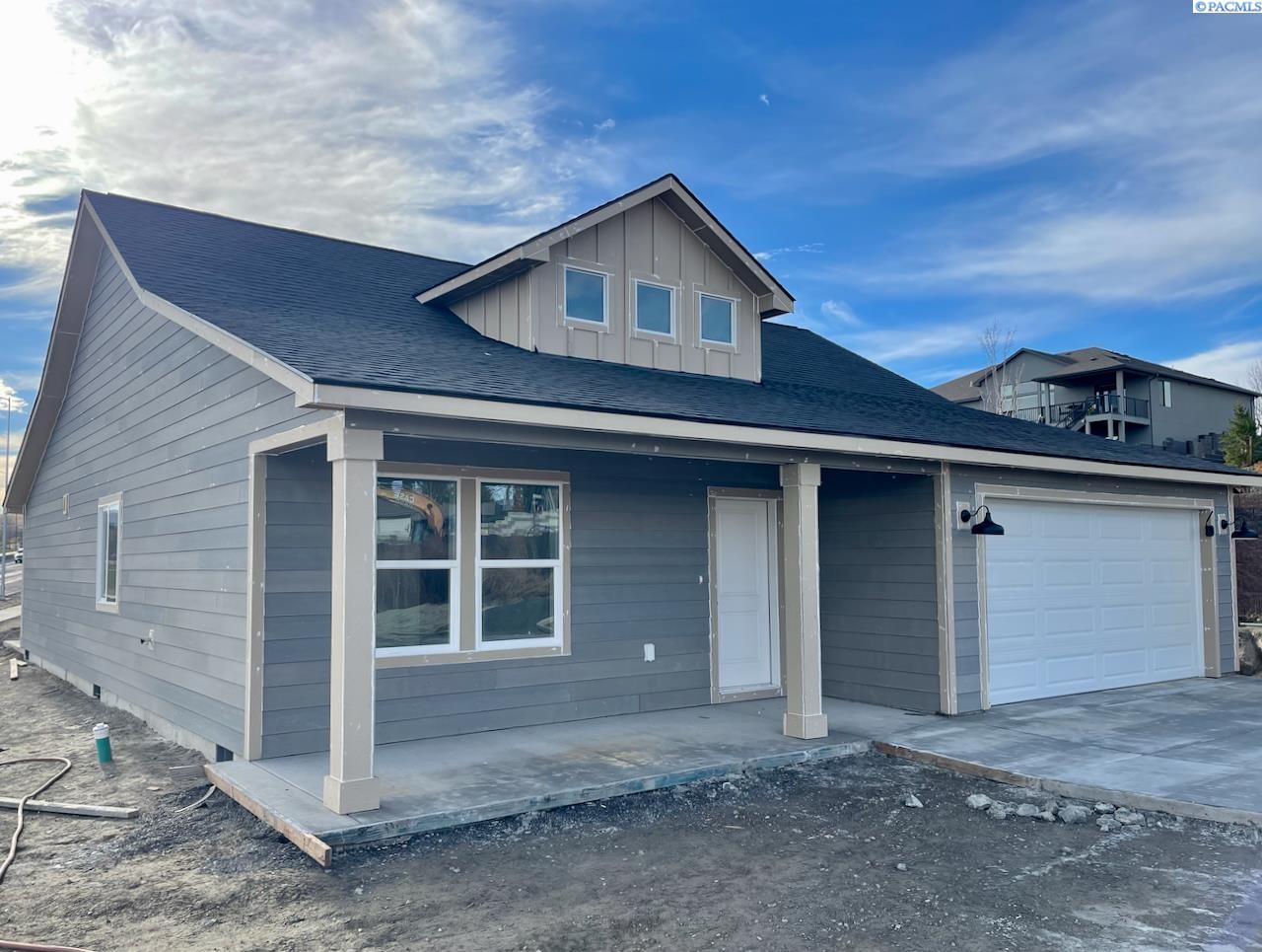 Homes for sale in Kennewick, WA | 10015 W 15th Pl, Kennewick, WA 99338 | MLS# 287428