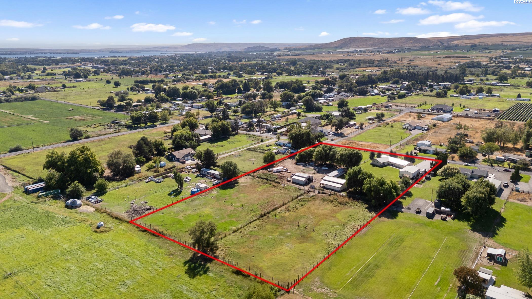 Homes for sale in Kennewick, WA | 210506 E Cochran Rd, Kennewick, WA 99337 | MLS# 287595