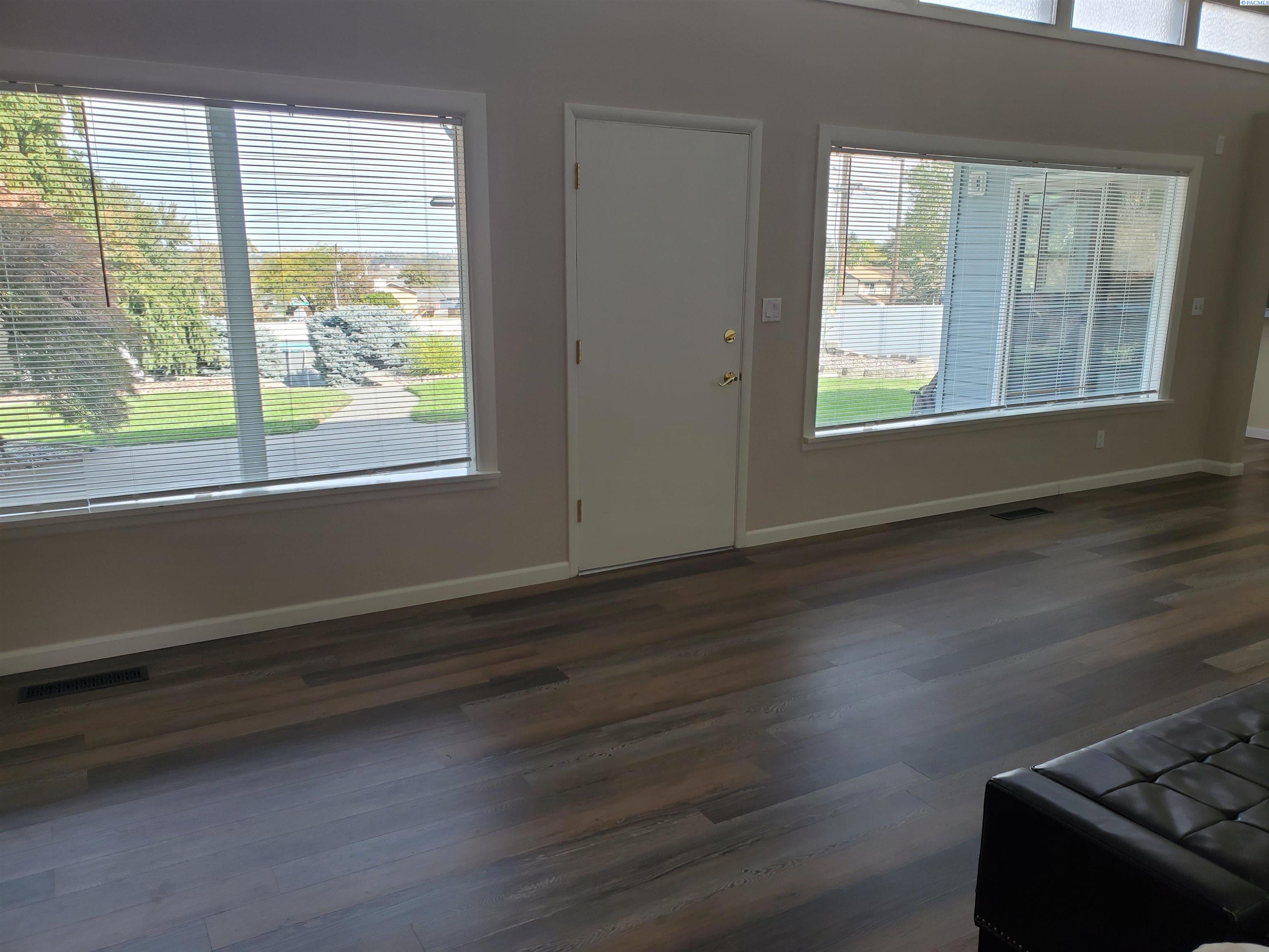 Homes for sale in Kennewick, WA | 6802 W Willamette Ave, Kennewick, WA 99336 | MLS# 287863