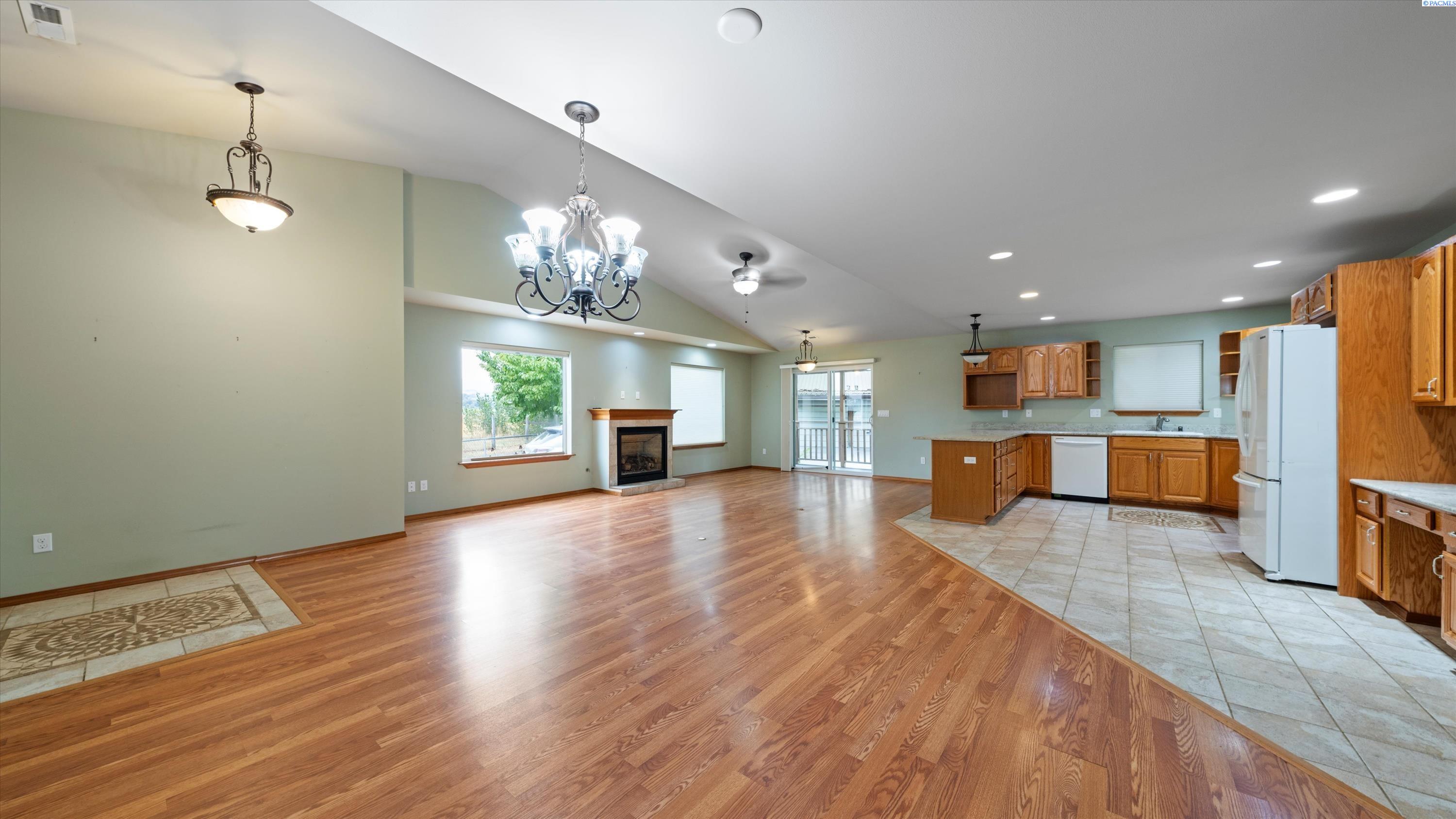 Homes for sale in Kennewick, WA | 41406 S Finley Rd, Kennewick, WA 99337 | MLS# 287868