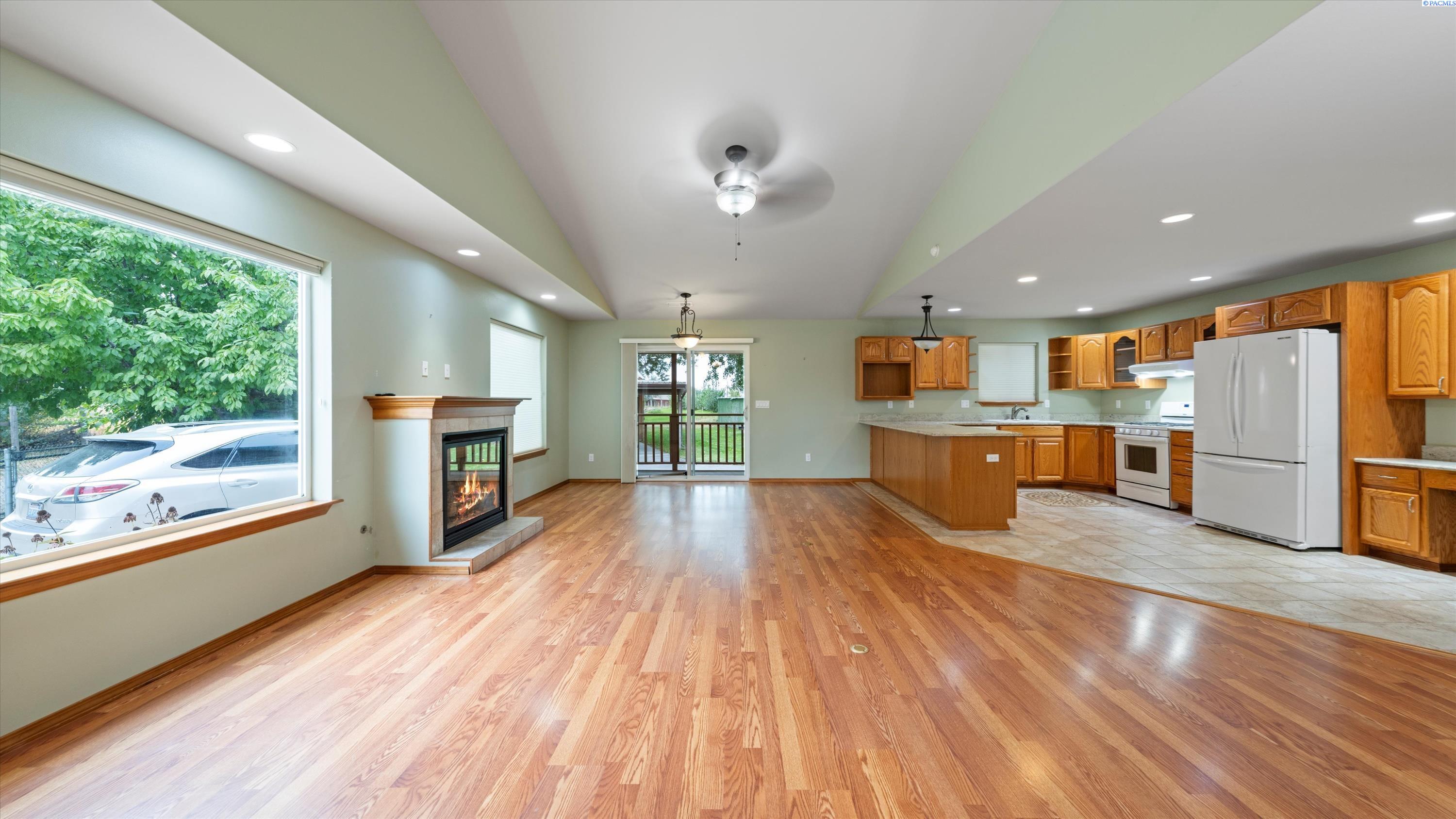 Homes for sale in Kennewick, WA | 41406 S Finley Rd, Kennewick, WA 99337 | MLS# 287868