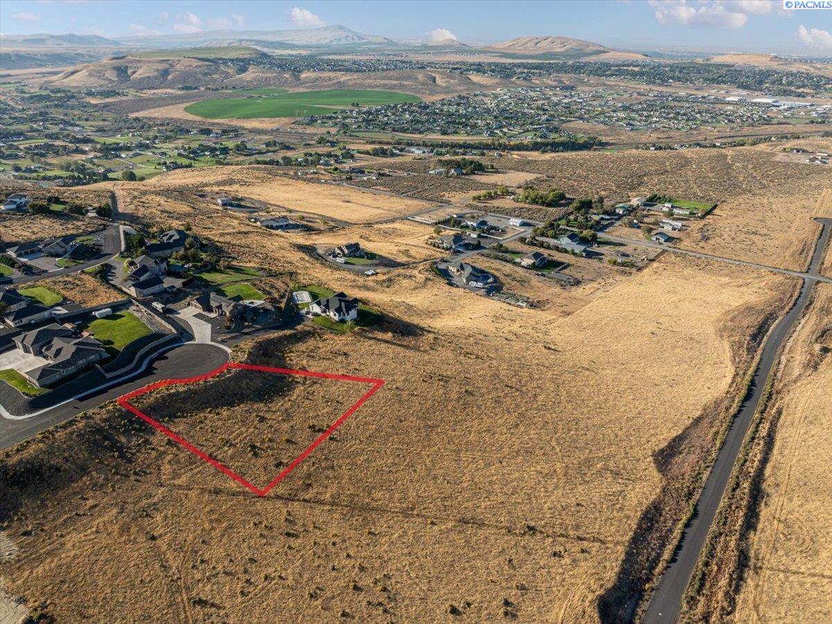 Homes for sale in Kennewick, WA | 32705 S Cantera, Kennewick, WA 99338 | MLS# 287910