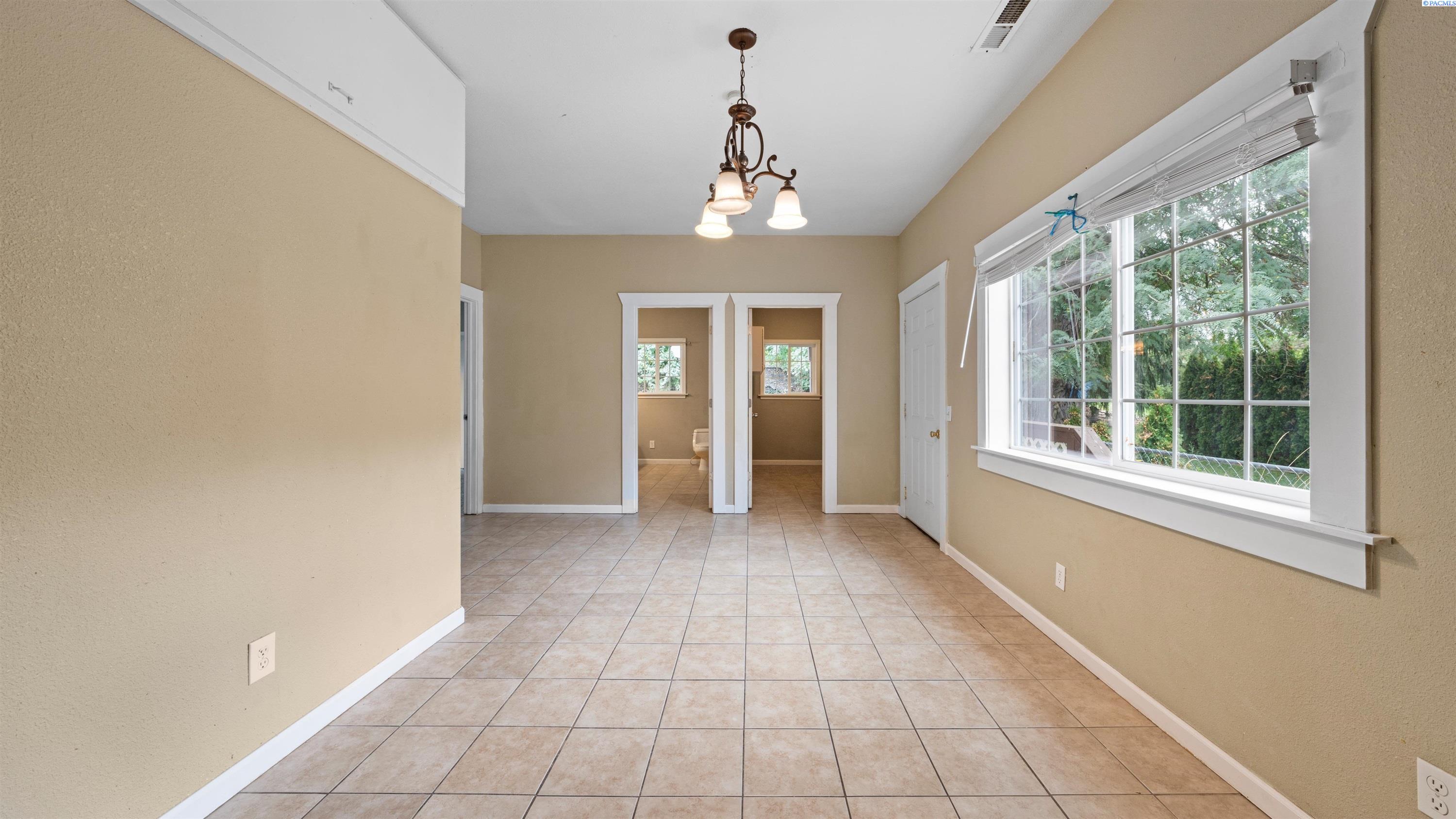 Homes for sale in Prosser, WA | 1021 Park Ave, Prosser, WA 99350 | MLS# 287957