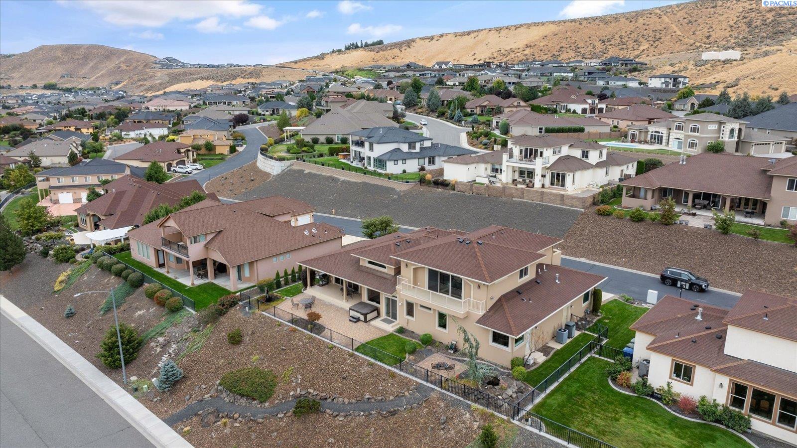 Homes for sale in Richland, WA | 1376 Tuscany Pl, Richland, WA 99352 | MLS# 287976