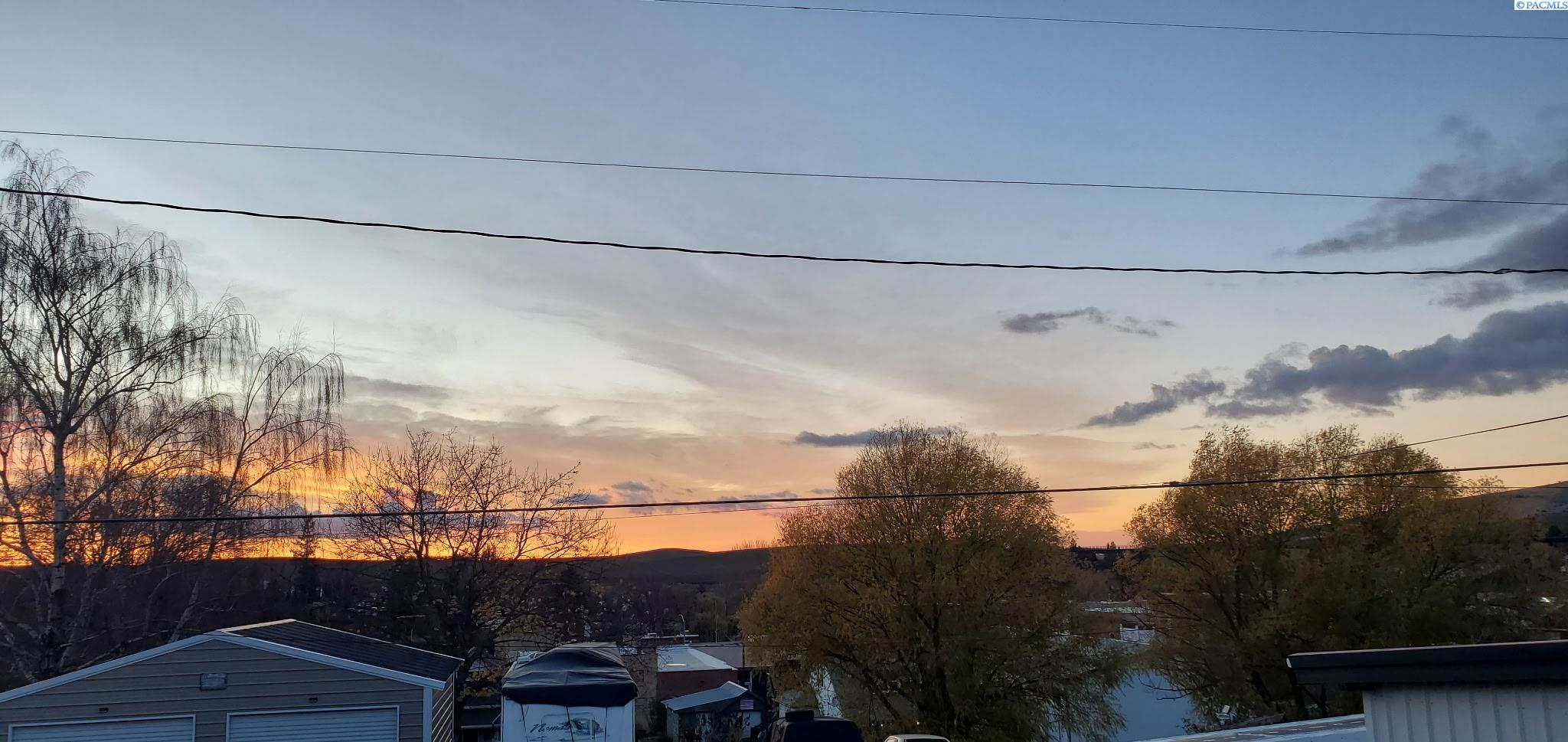 Homes for sale in Tekoa, WA | 105 S Howard St, Tekoa, WA 99033 | MLS# 288187