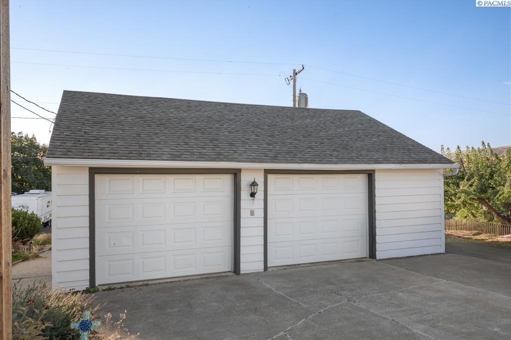 Homes for sale in Tekoa, WA | 105 S Howard St, Tekoa, WA 99033 | MLS# 288187