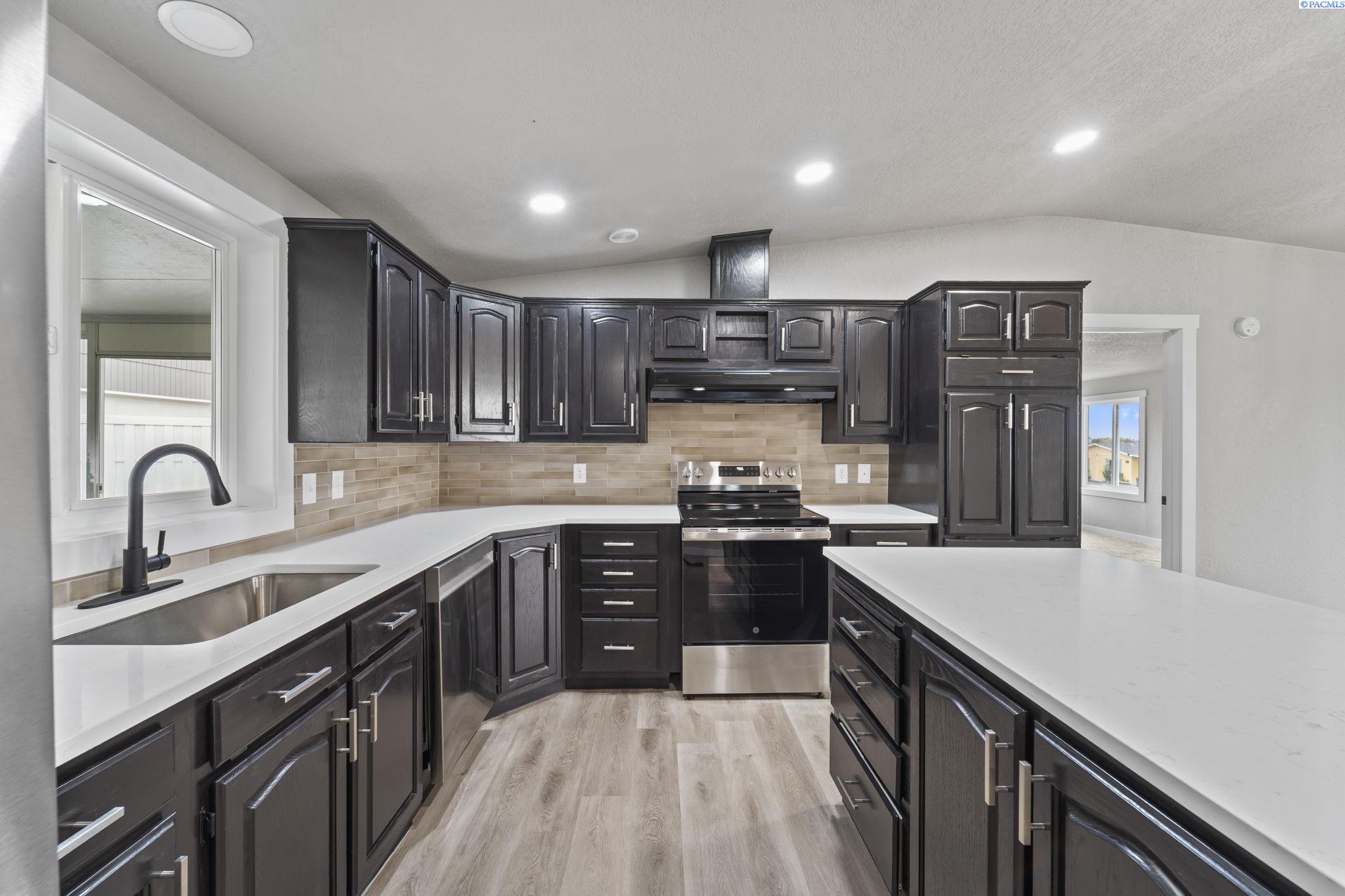 Homes for sale in Kennewick, WA | 1622 S Dennis, Kennewick, WA 99337 | MLS# 288196