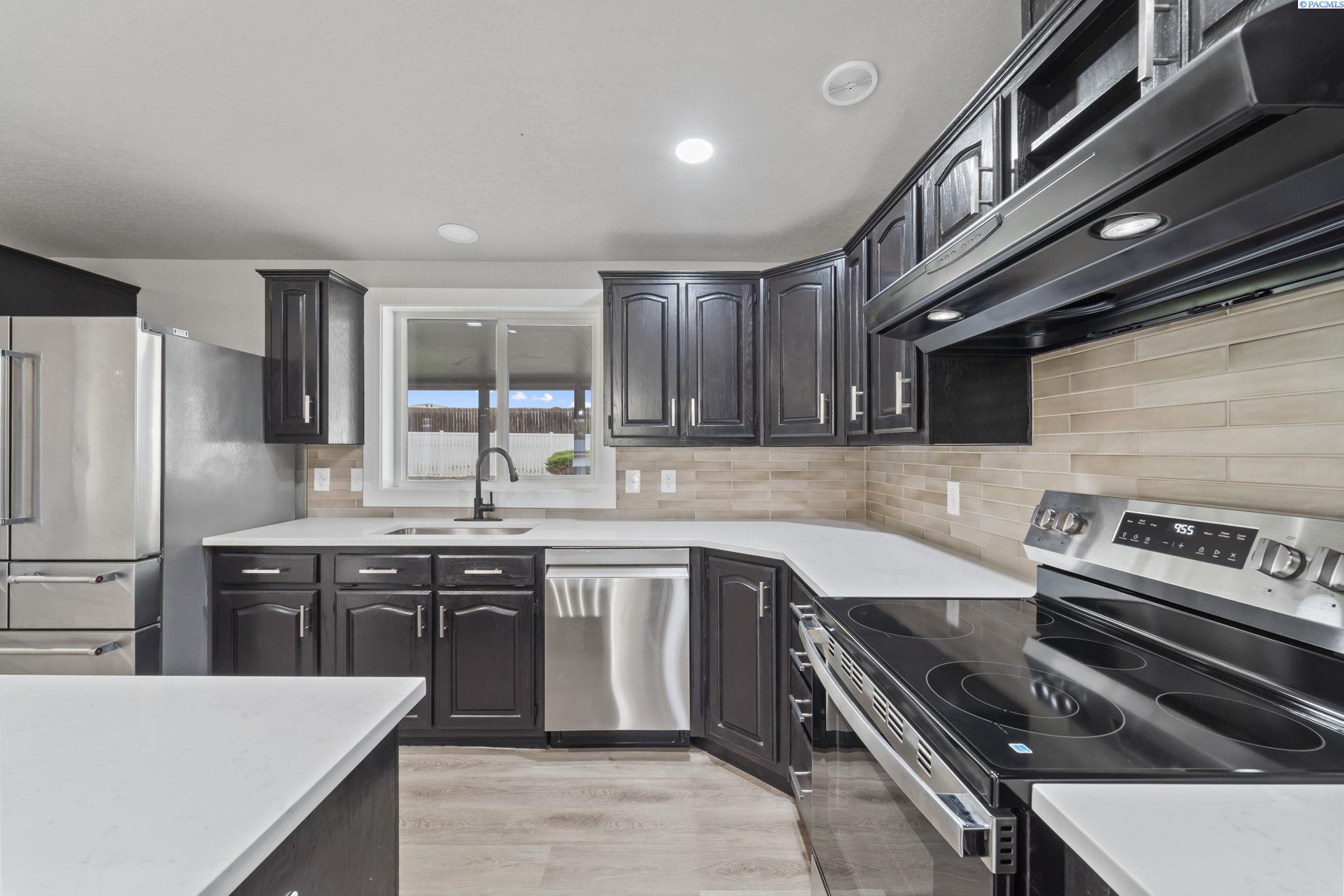 Homes for sale in Kennewick, WA | 1622 S Dennis, Kennewick, WA 99337 | MLS# 288196