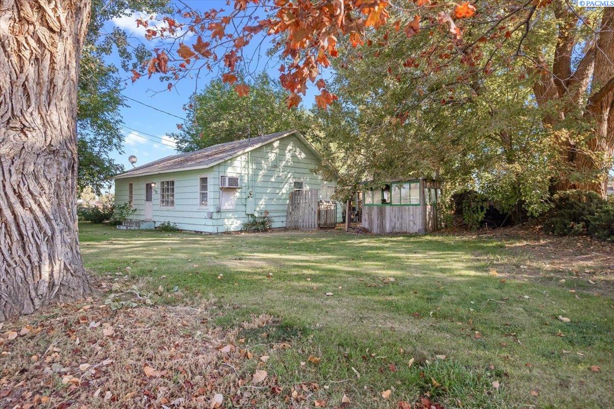 Homes for sale in Kennewick, WA | 3323 S Gum Street, Kennewick, WA 99337 | MLS# 288275