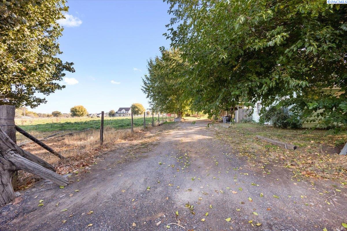 Homes for sale in Kennewick, WA | 3323 S Gum Street, Kennewick, WA 99337 | MLS# 288275