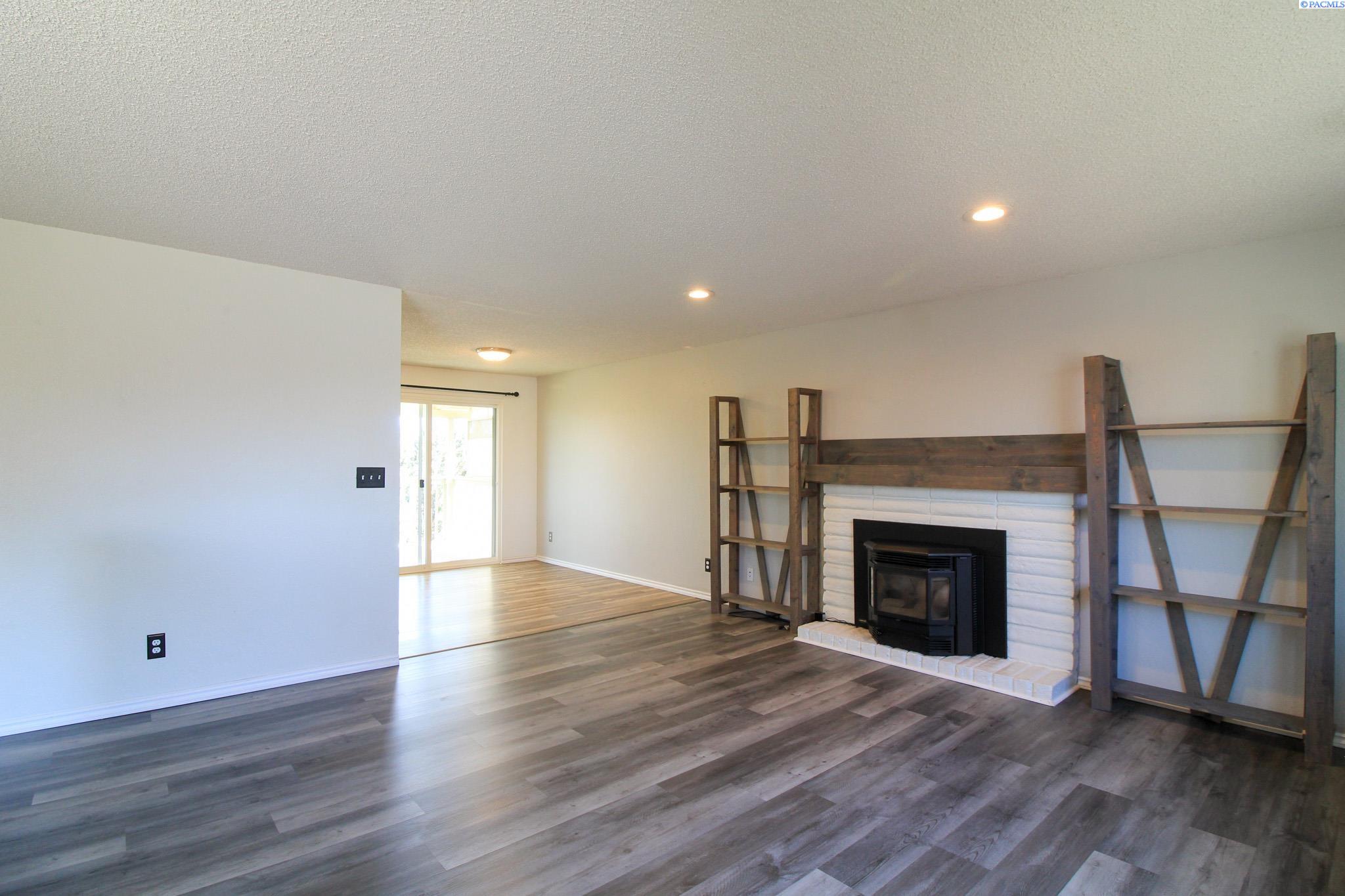 Homes for sale in West Richland, WA | 1610 Teal Court, West Richland, WA 99353 | MLS# 288289