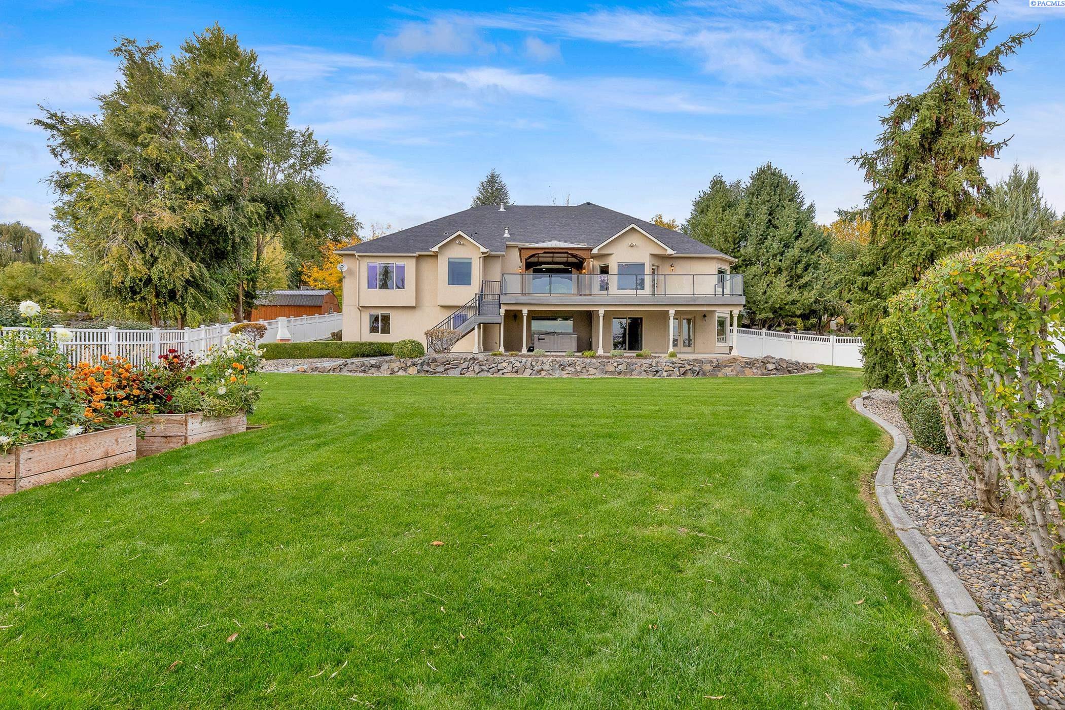 Homes for sale in Kennewick, WA | 241 Kristen Ln, Kennewick, WA 99338 | MLS# 288307