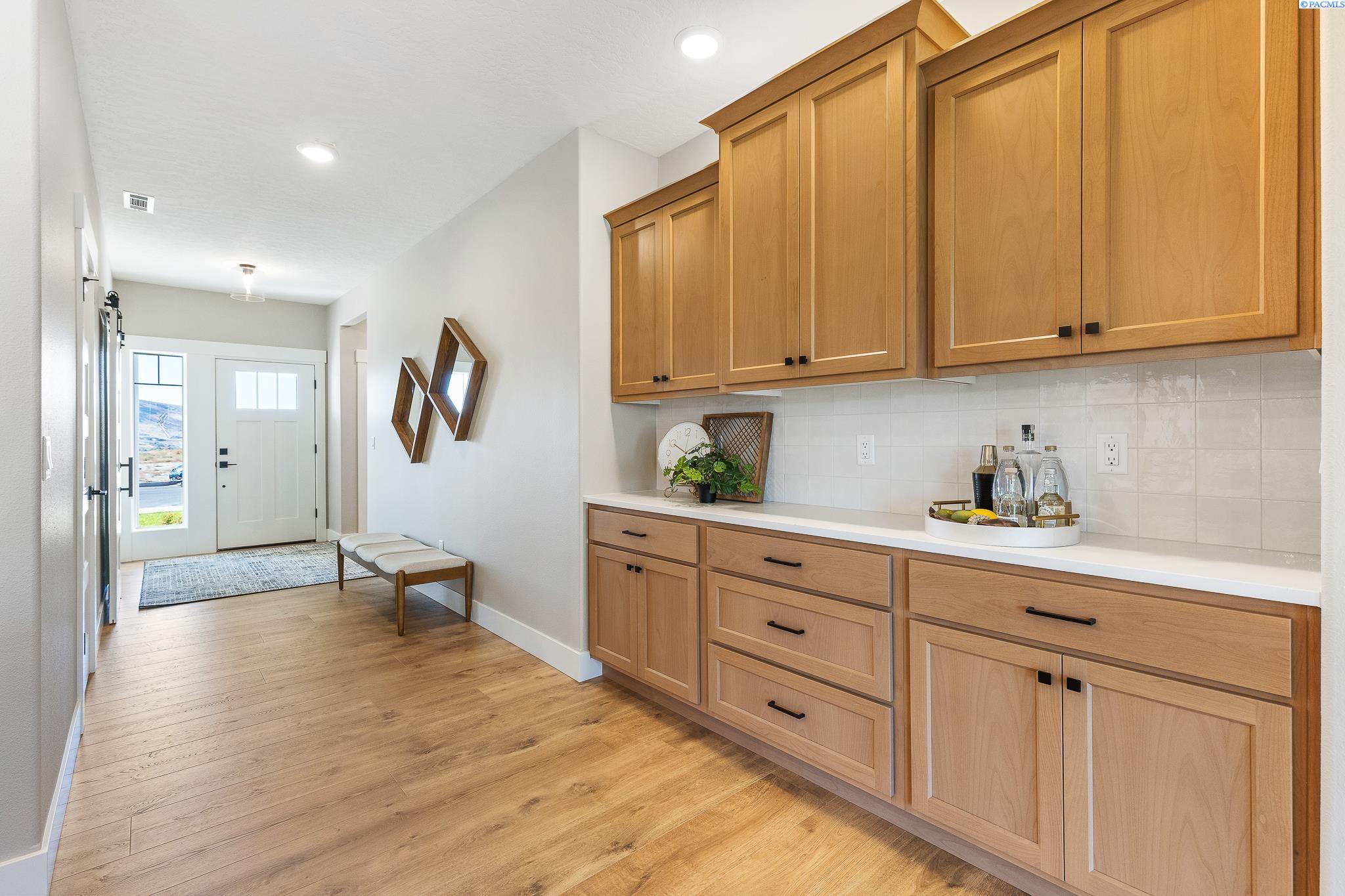 Homes for sale in West Richland, WA | 996 Miraflores Ave, West Richland, WA 99353 | MLS# 288350