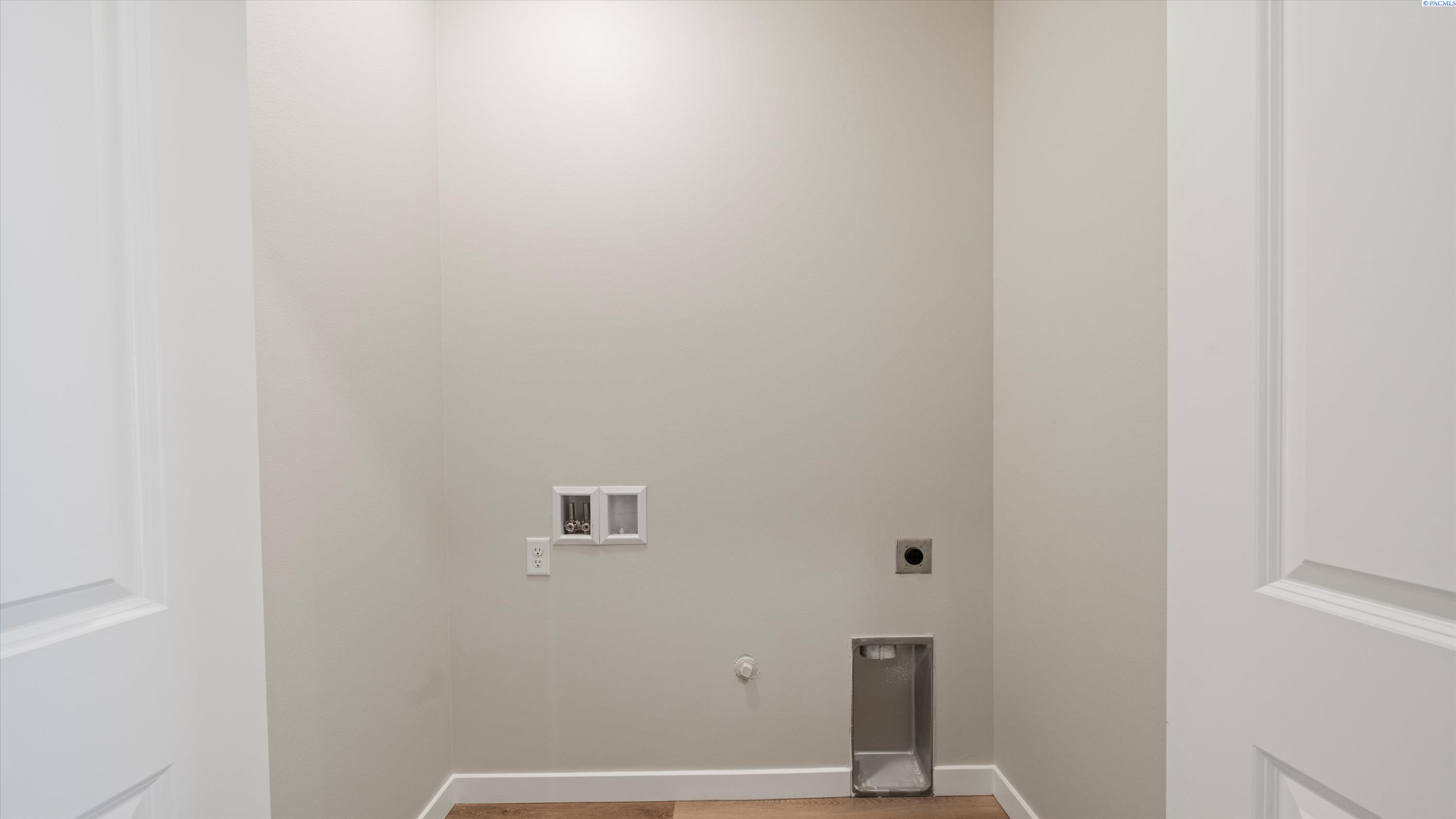 Homes for sale in West Richland, WA | 1374 Kalani Ct, West Richland, WA 99353 | MLS# 288381