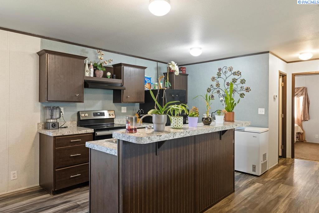 Homes for sale in Kennewick, WA | 200802 E Game Farm Rd #118, Kennewick, WA 99337 | MLS# 288383