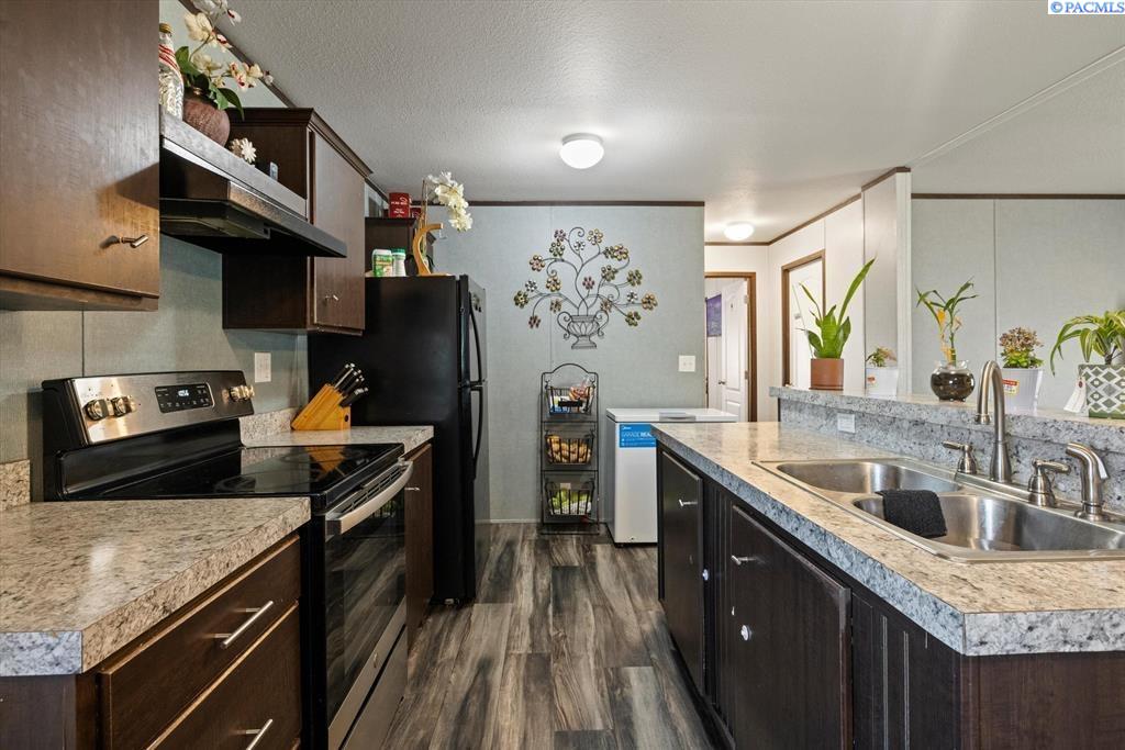 Homes for sale in Kennewick, WA | 200802 E Game Farm Rd #118, Kennewick, WA 99337 | MLS# 288383