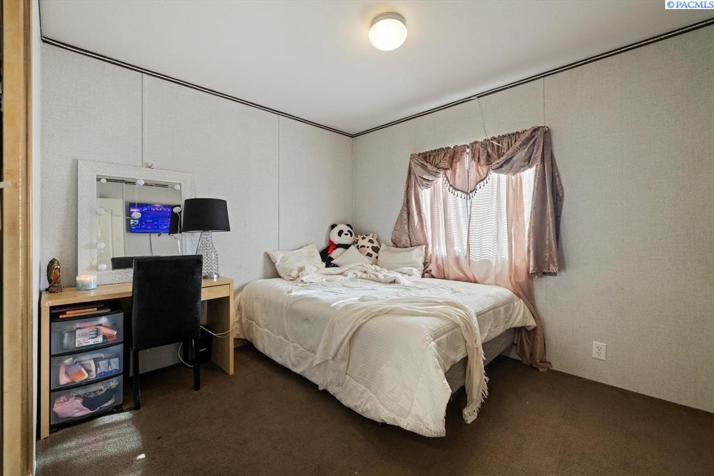 Homes for sale in Kennewick, WA | 200802 E Game Farm Rd #118, Kennewick, WA 99337 | MLS# 288383