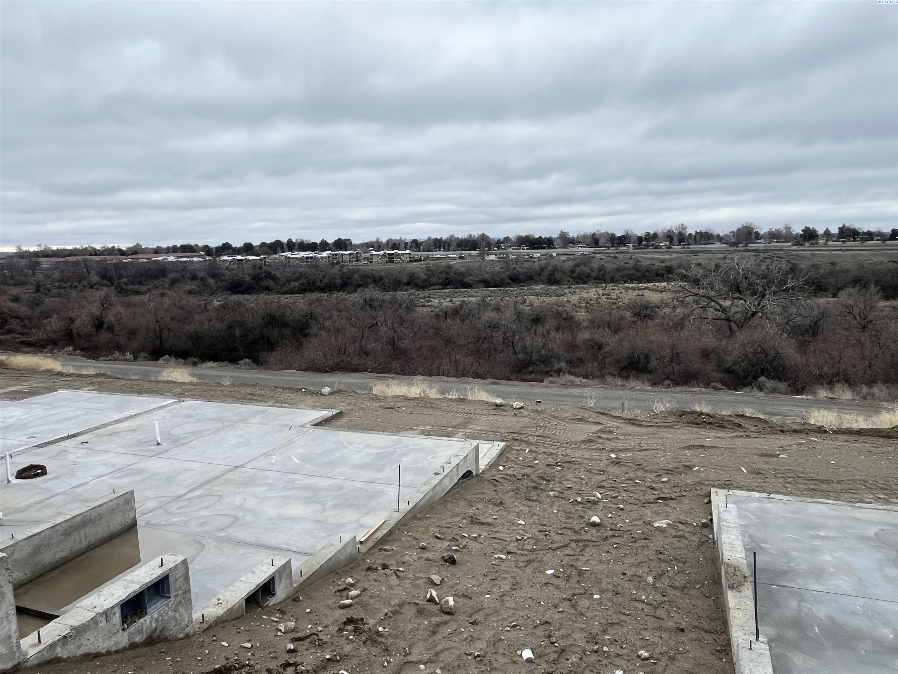 Homes for sale in Richland, WA | 795 Rio Vista Loop, Richland, WA 99352 | MLS# 288390