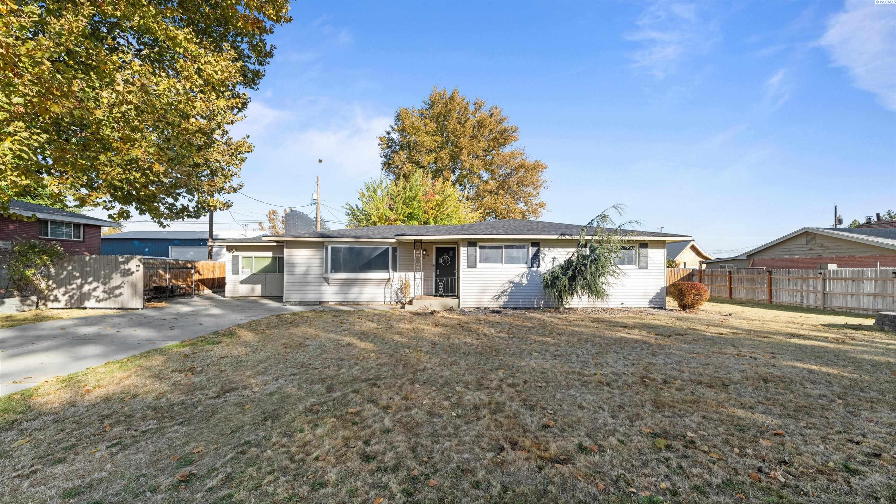 Homes for sale in Kennewick, WA | 504 W 28th Ave, Kennewick, WA 99337 | MLS# 288593