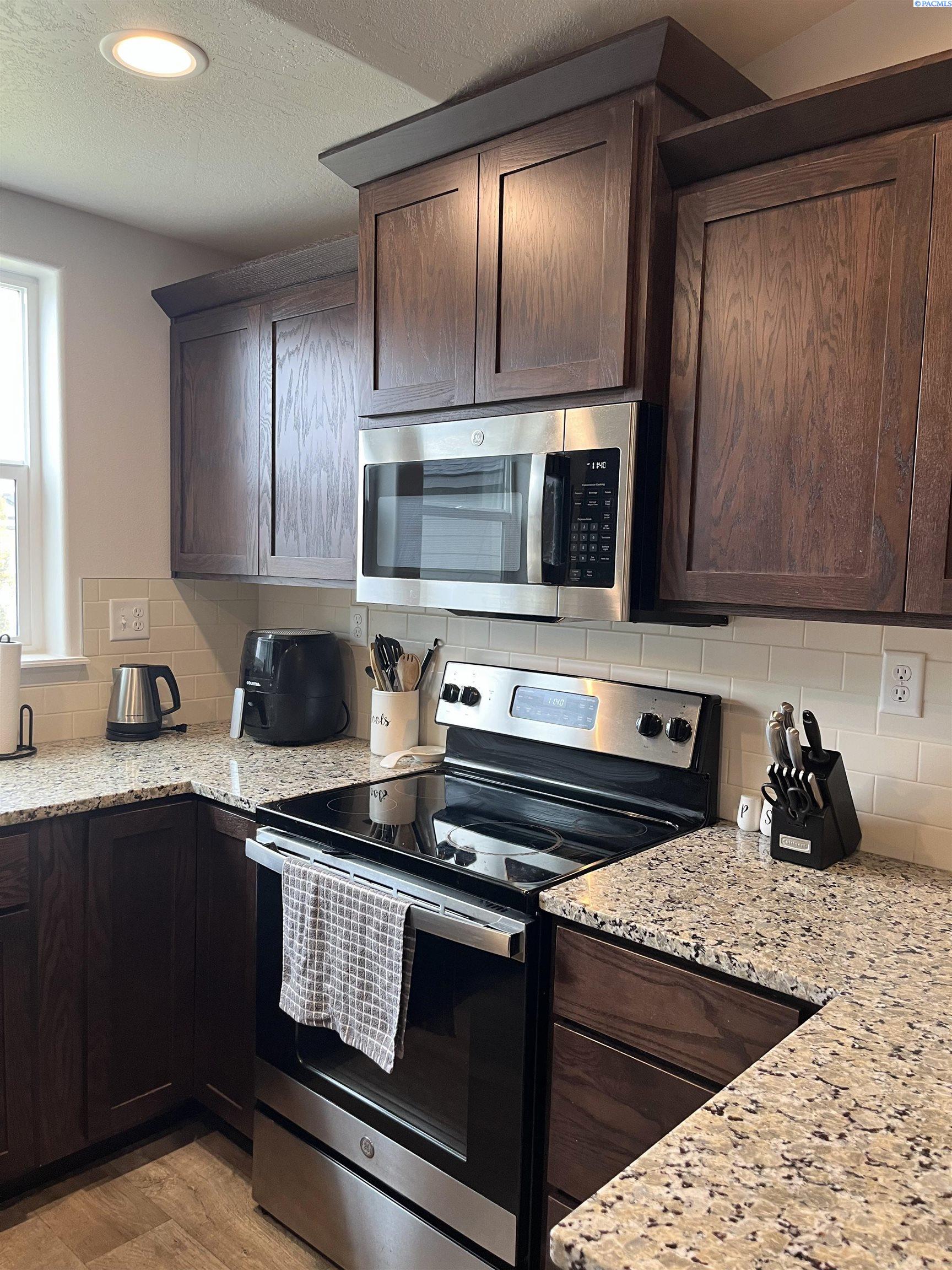 Homes for sale in Moses Lake, WA | 1119 W Aspen Rd, Moses Lake, WA 98837 | MLS# 288605