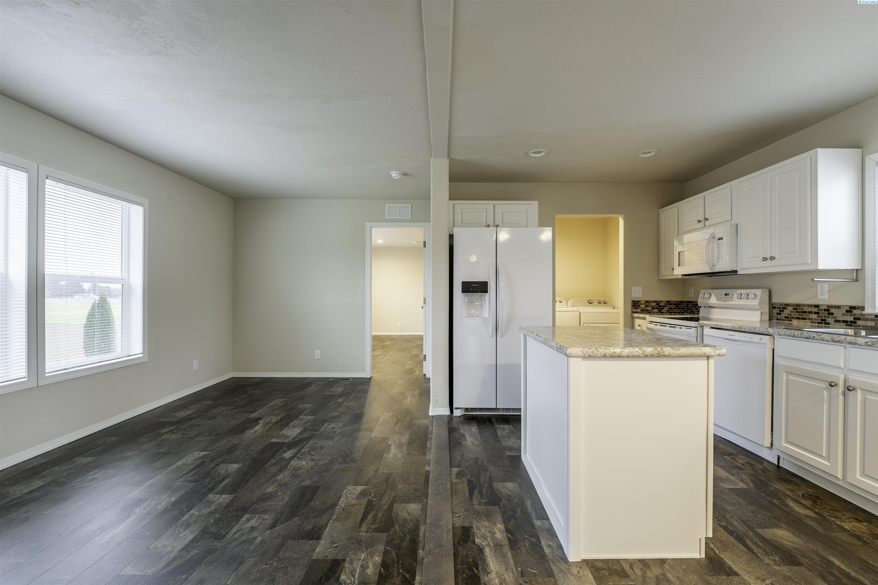 Homes for sale in Pasco, WA | 3517 N Road 84 C110, Pasco, WA 99301 | MLS# 288606