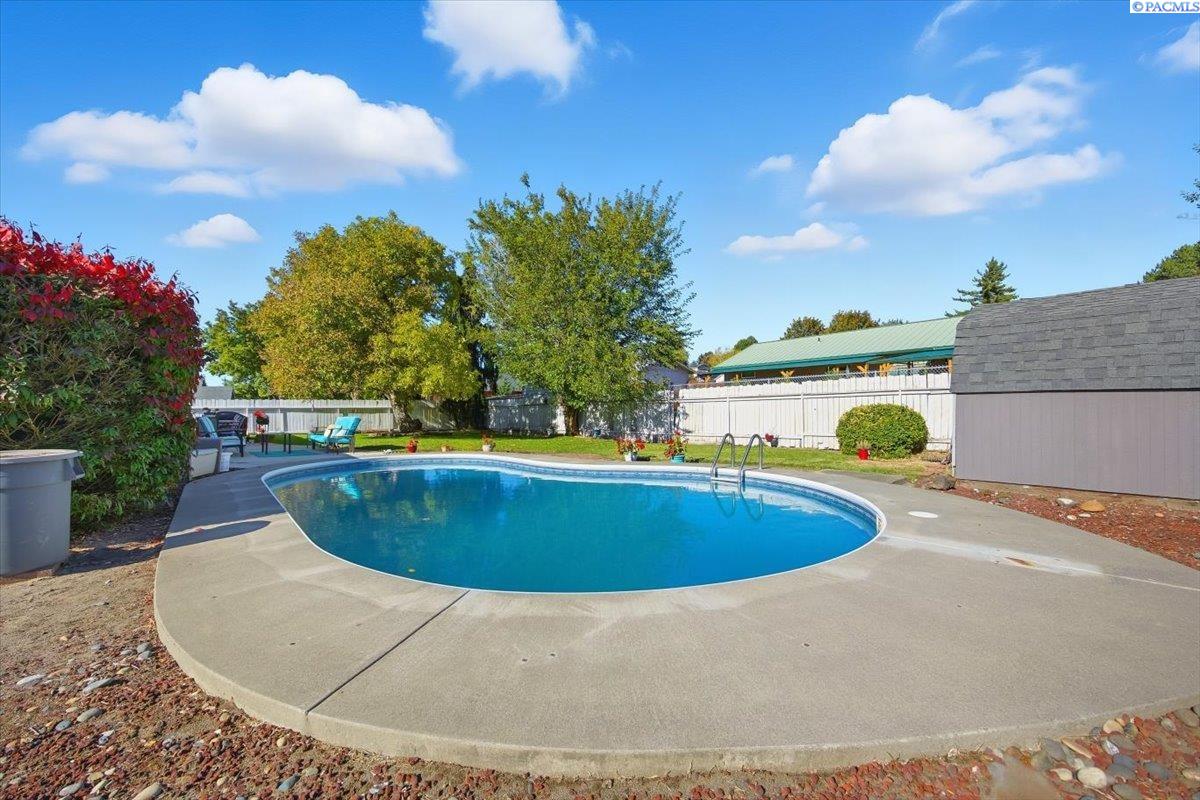 Homes for sale in Pasco, WA | 4305 Riverhill Dr, Pasco, WA 99301 | MLS# 288782