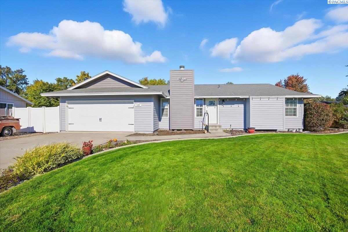 Homes for sale in Pasco, WA | 4305 Riverhill Dr, Pasco, WA 99301 | MLS# 288782