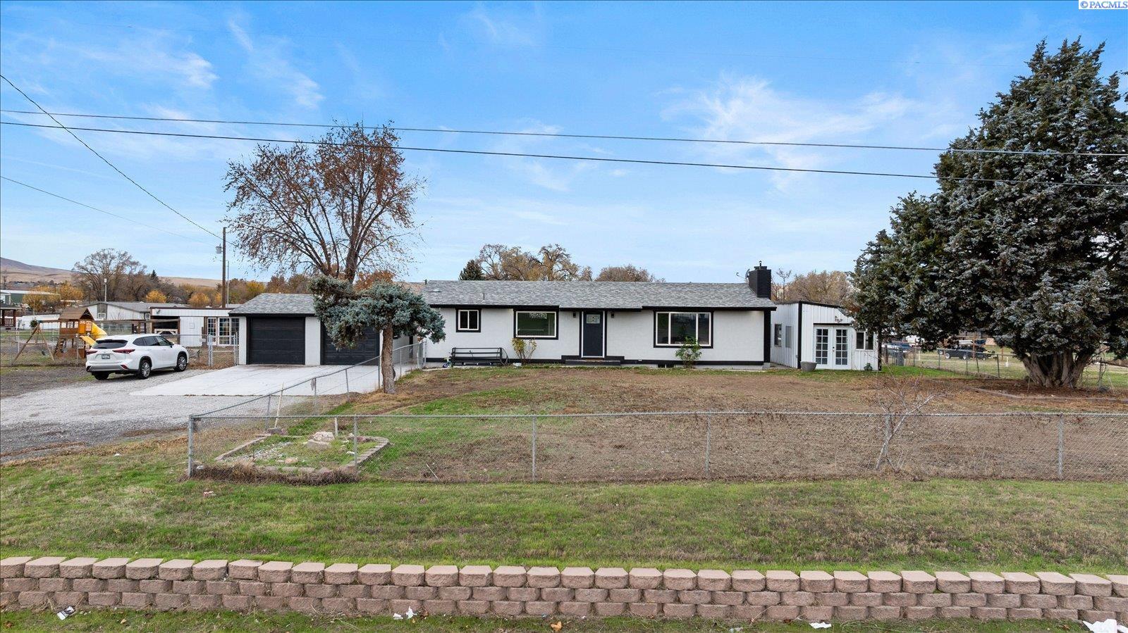 Homes for sale in Kennewick, WA | 220006 E 59Th Ave, Kennewick, WA 99337 | MLS# 288961