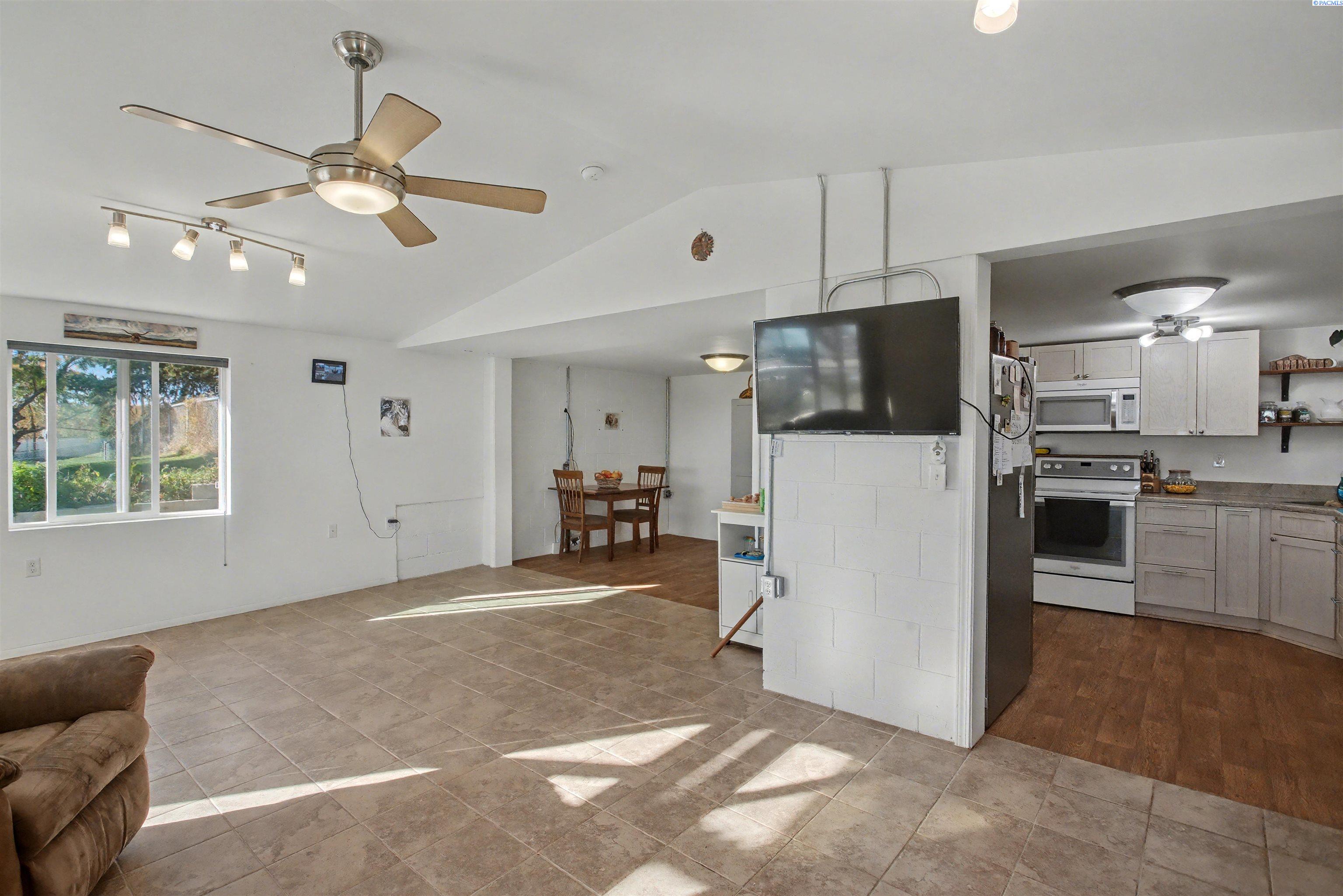 Homes for sale in Benton City, WA | 29204 W Orcutt, Benton City, WA 99320 | MLS# 288997