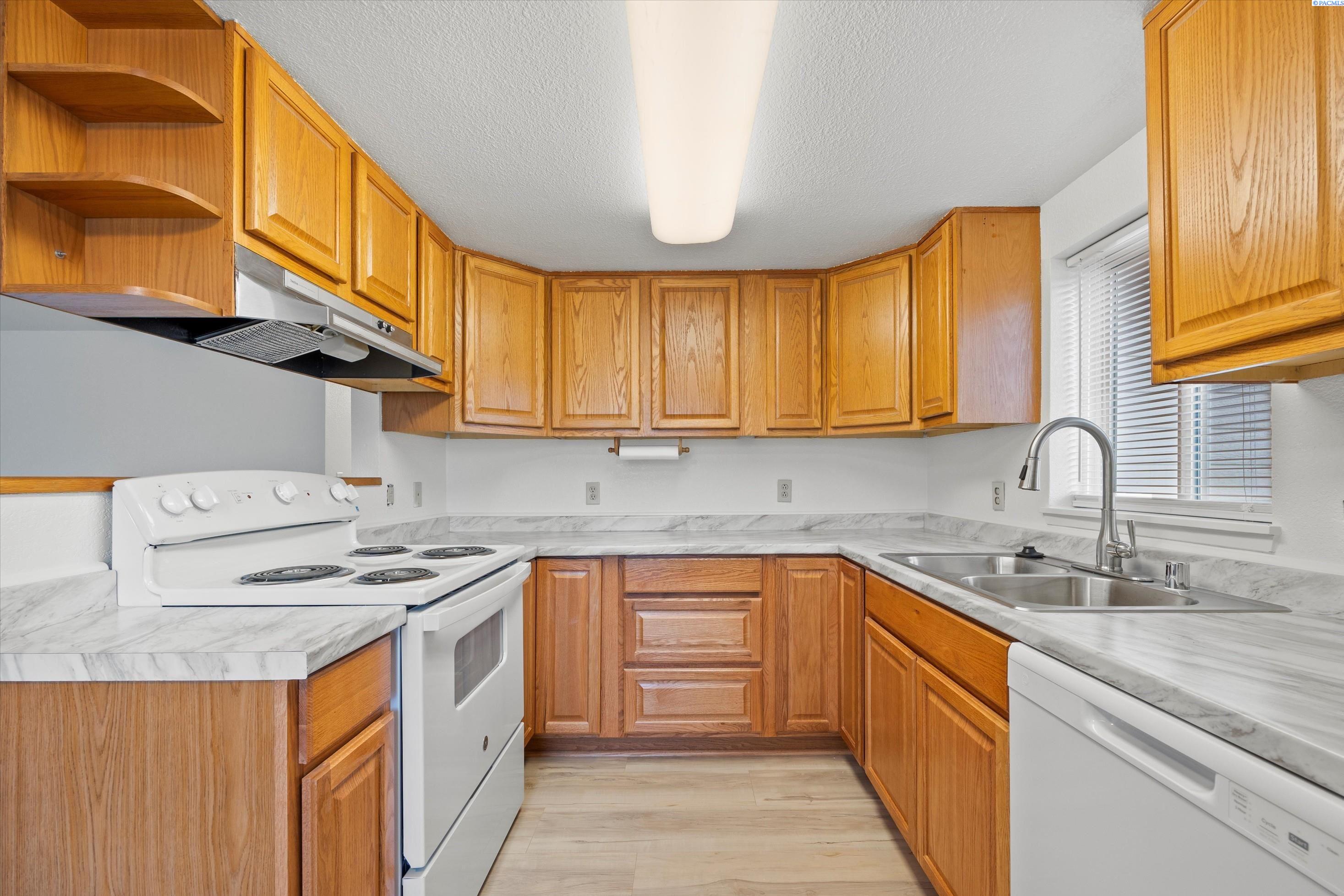 Homes for sale in Richland, WA | 1008 Wilson St, Richland, WA 99354 | MLS# 288998