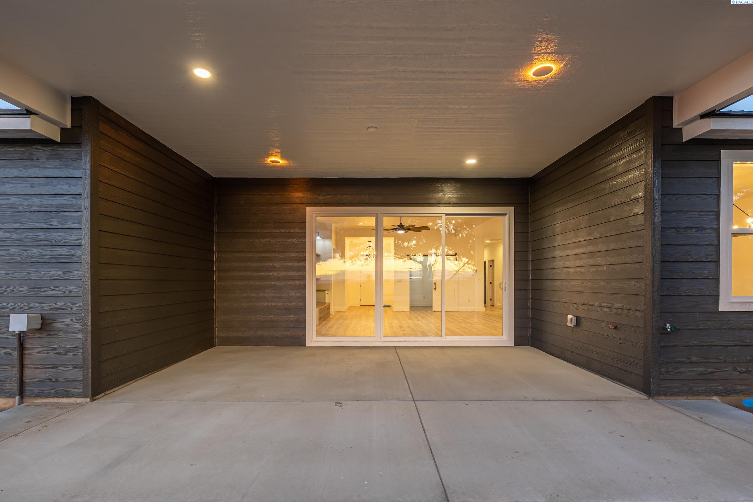 Homes for sale in Kennewick, WA | 29183 Mammoth Dr, Kennewick, WA 99338 | MLS# 289036