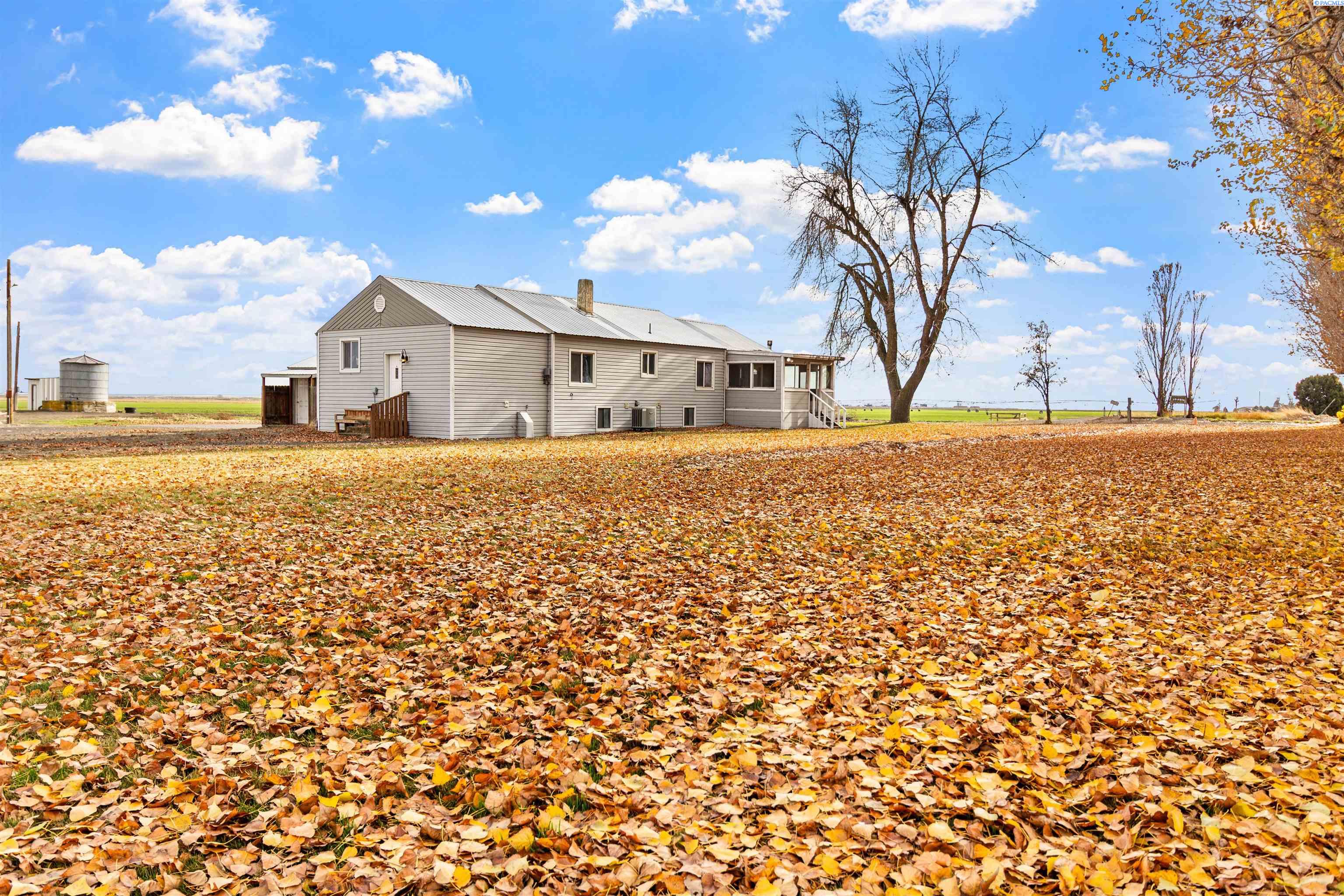 Homes for sale in Connell, WA | 1510 Dilling Rd, Connell, WA 99932 | MLS# 289039