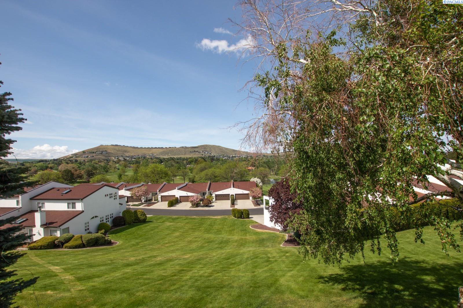 Homes for sale in Richland, WA | 1923 Meadows Dr N, Richland, WA 99352 | MLS# 289065