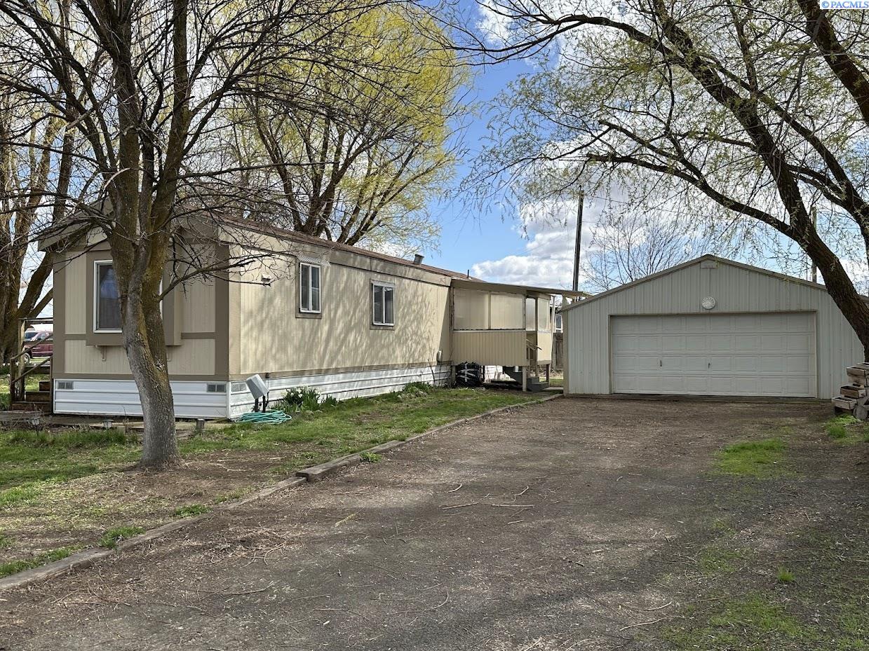 Homes for sale in Endicott, WA | 201 D St, Endicott, WA 99125 | MLS# 289070