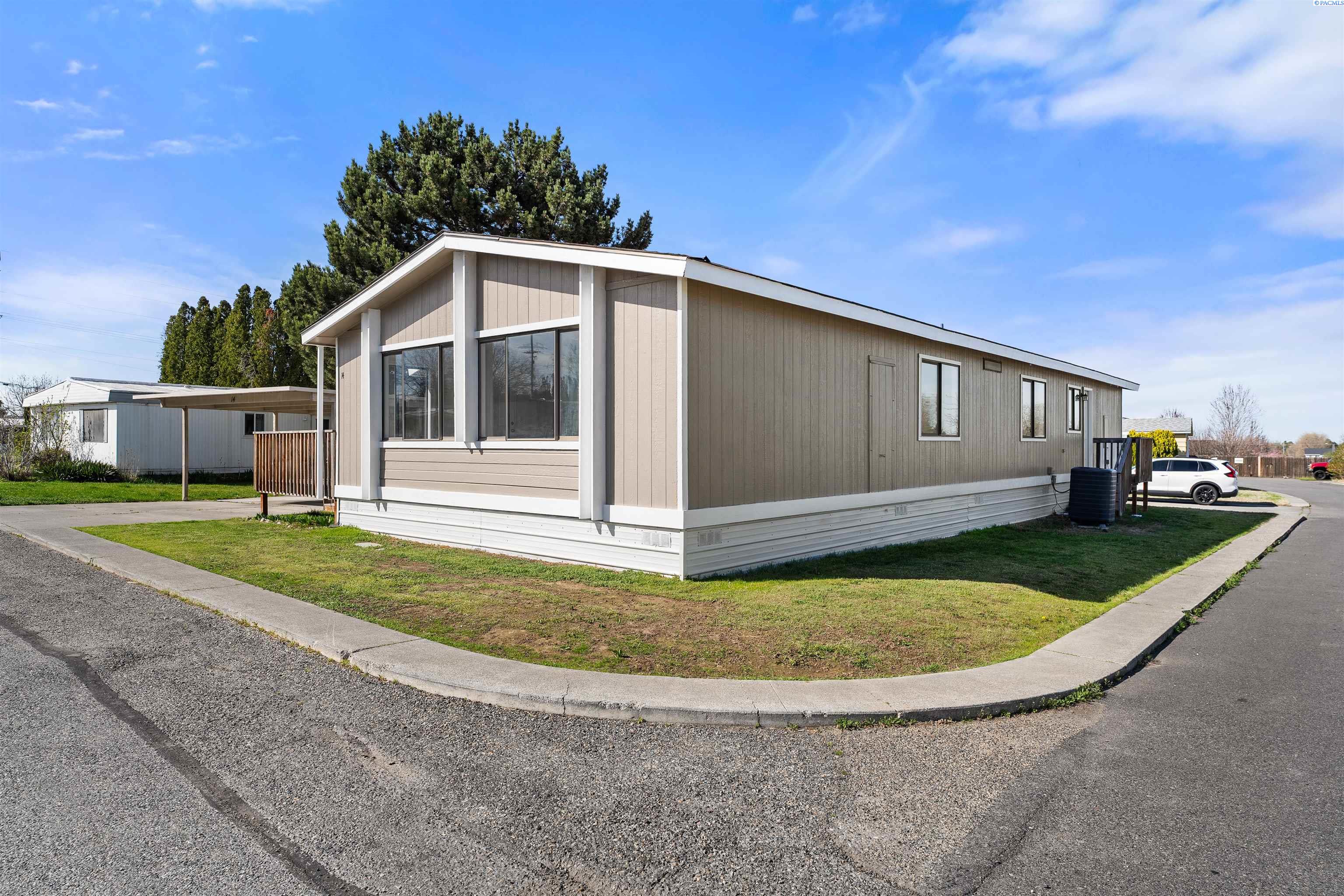 Homes for sale in Kennewick, WA | 3324 W 19Th Ave, Kennewick, WA 99338 | MLS# 289073