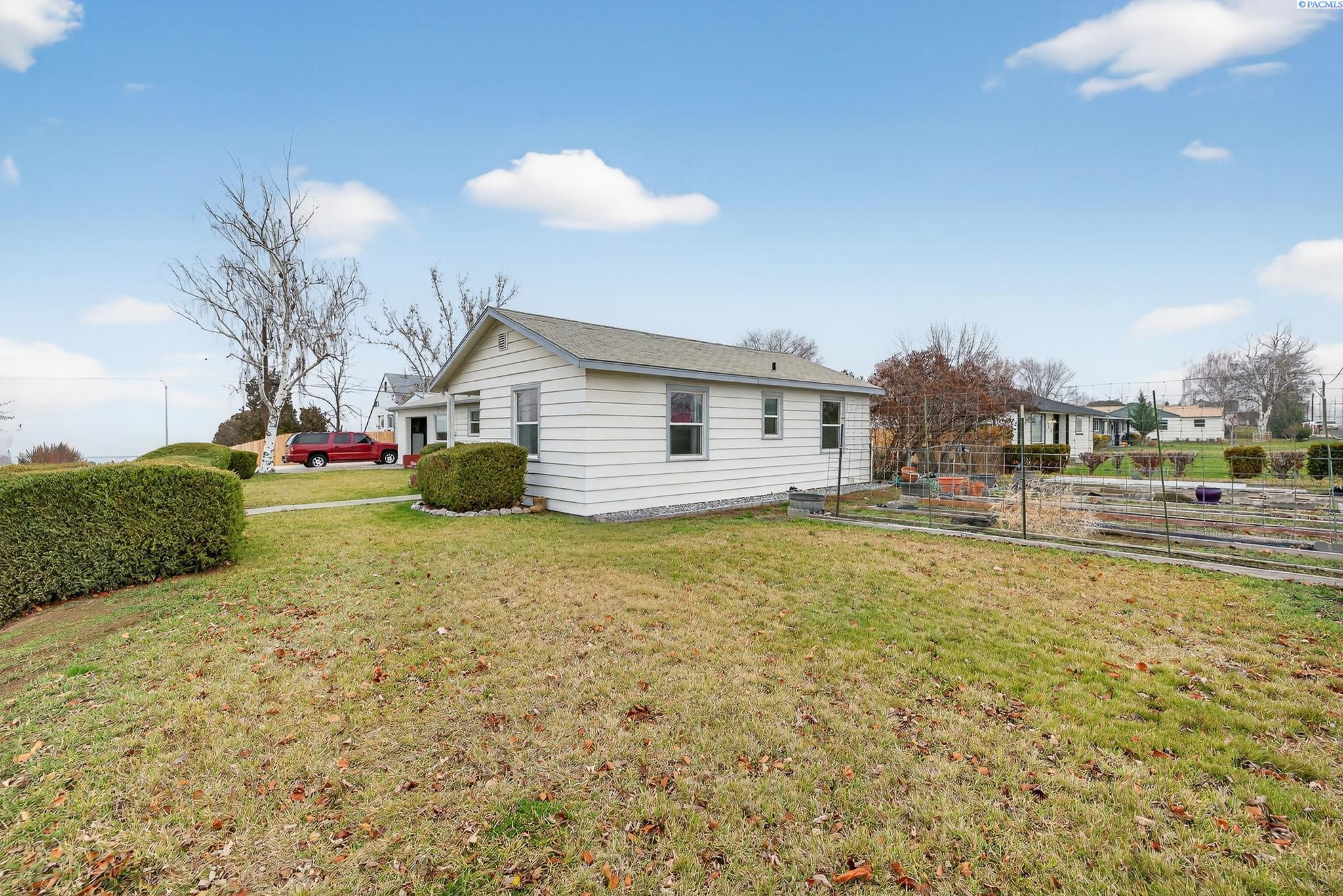 Homes for sale in Prosser, WA | 720 Brock Ct, Prosser, WA 99350 | MLS# 289263