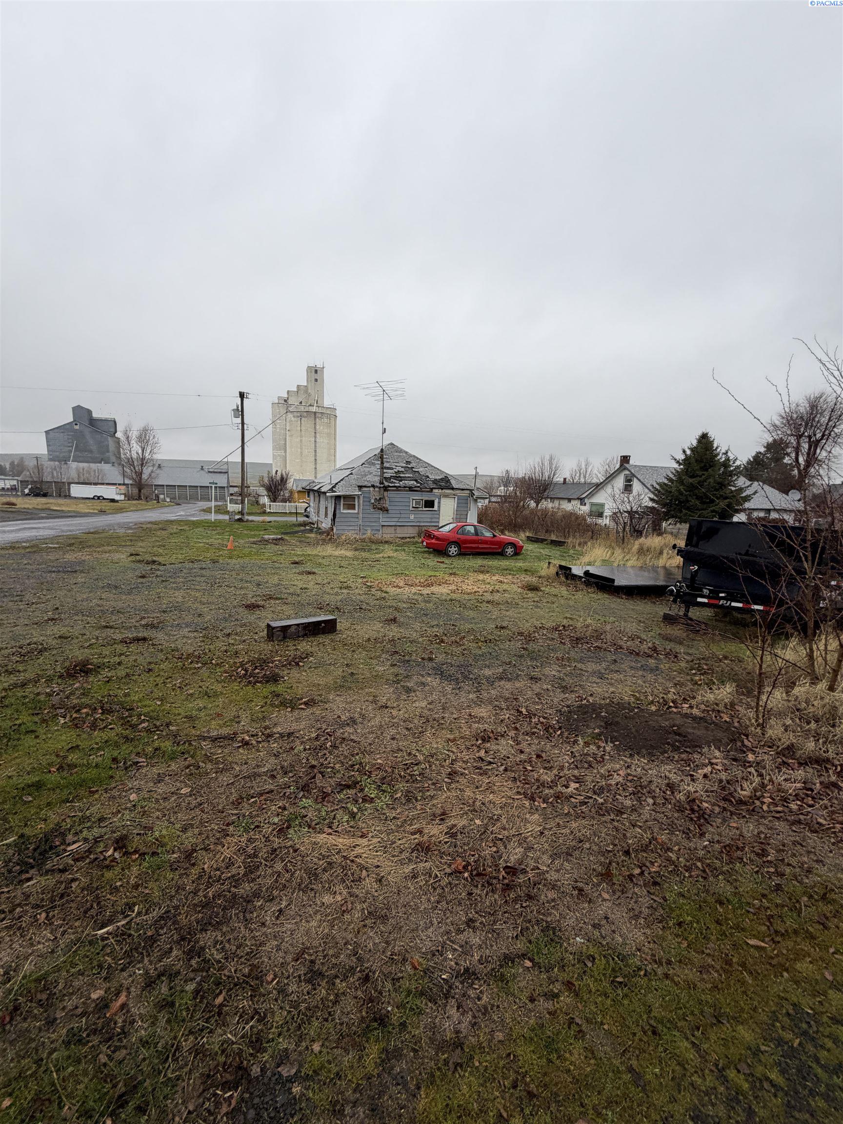 Homes for sale in La Crosse, WA | 511 S Crystal Ave, La Crosse, WA 99143 | MLS# 289269