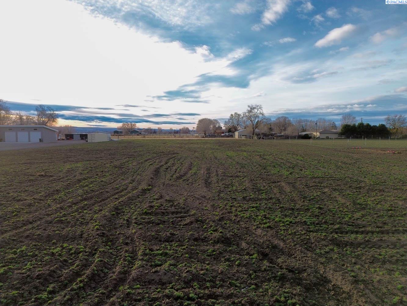 Homes for sale in Burbank, WA | Tbd Lake Road Lot 3, Burbank, WA 99323 | MLS# 289462