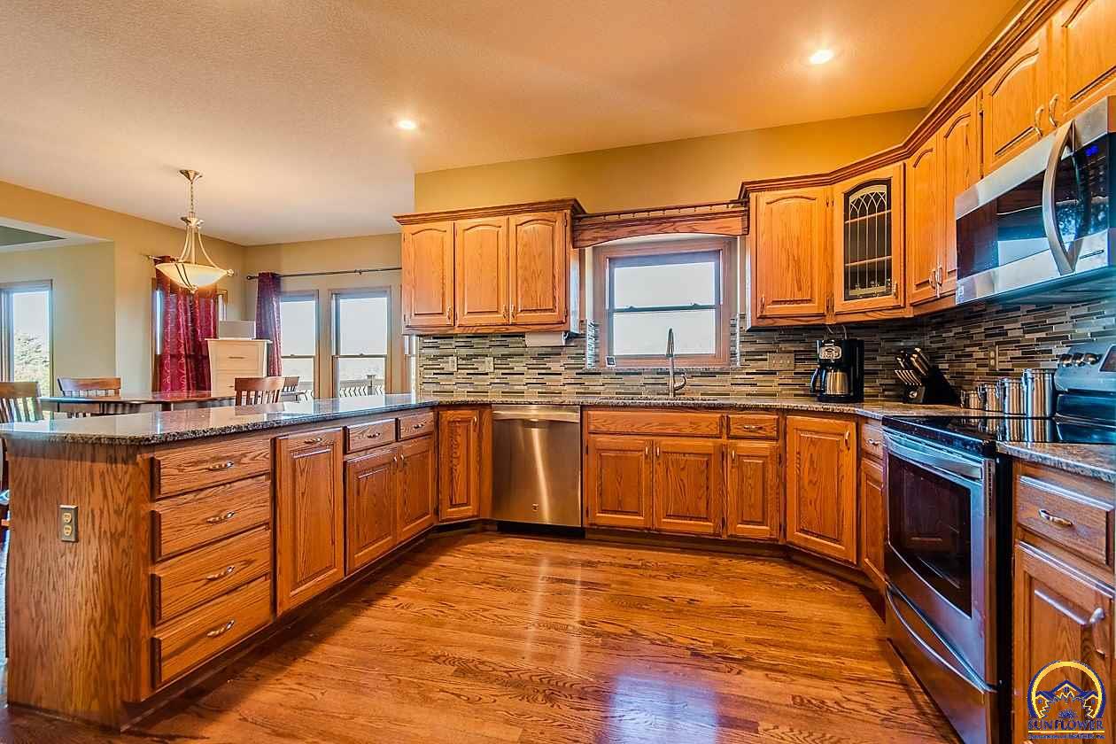 Topeka Real Estate 5100 SW 53rd St Listing 193052 Sunflower Association of REALTORS