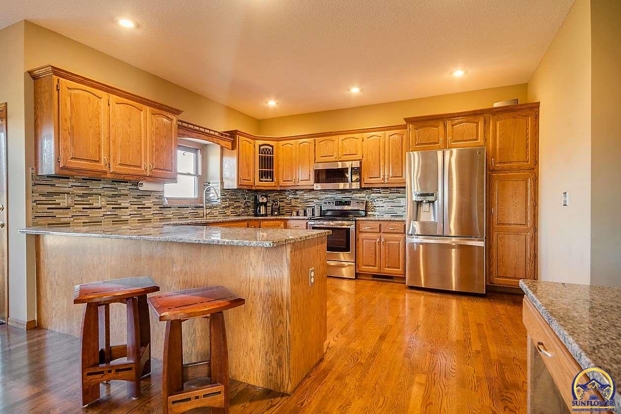 Topeka Real Estate 5100 SW 53rd St Listing 193052 Sunflower Association of REALTORS